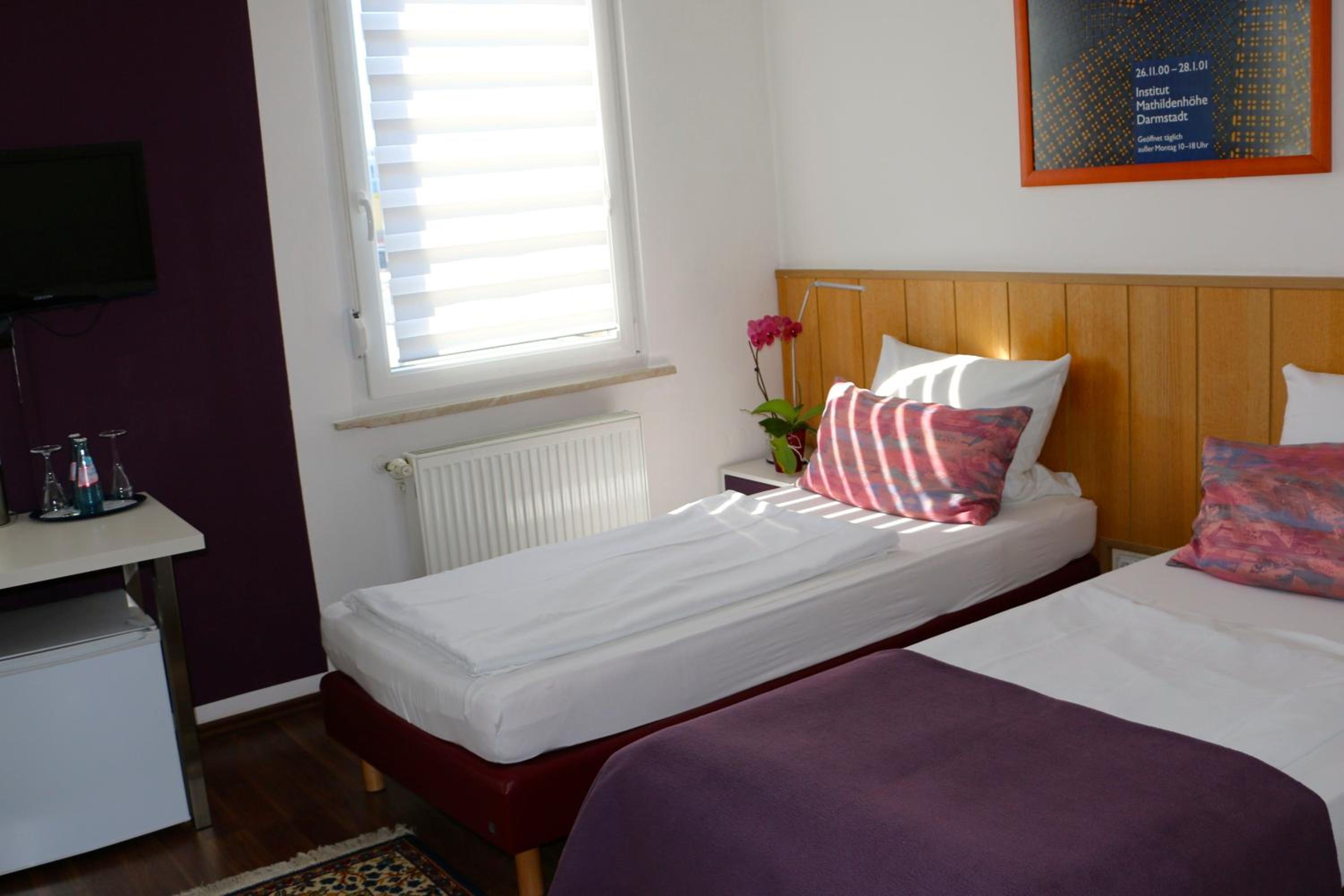 Double Room - Photo 9