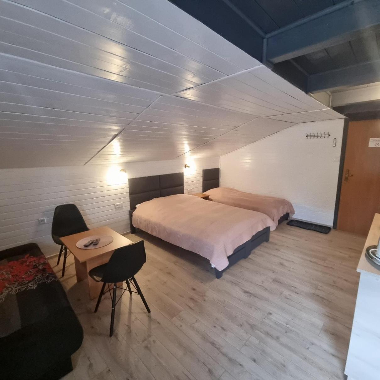 Quadruple Room with Balcony photo 3