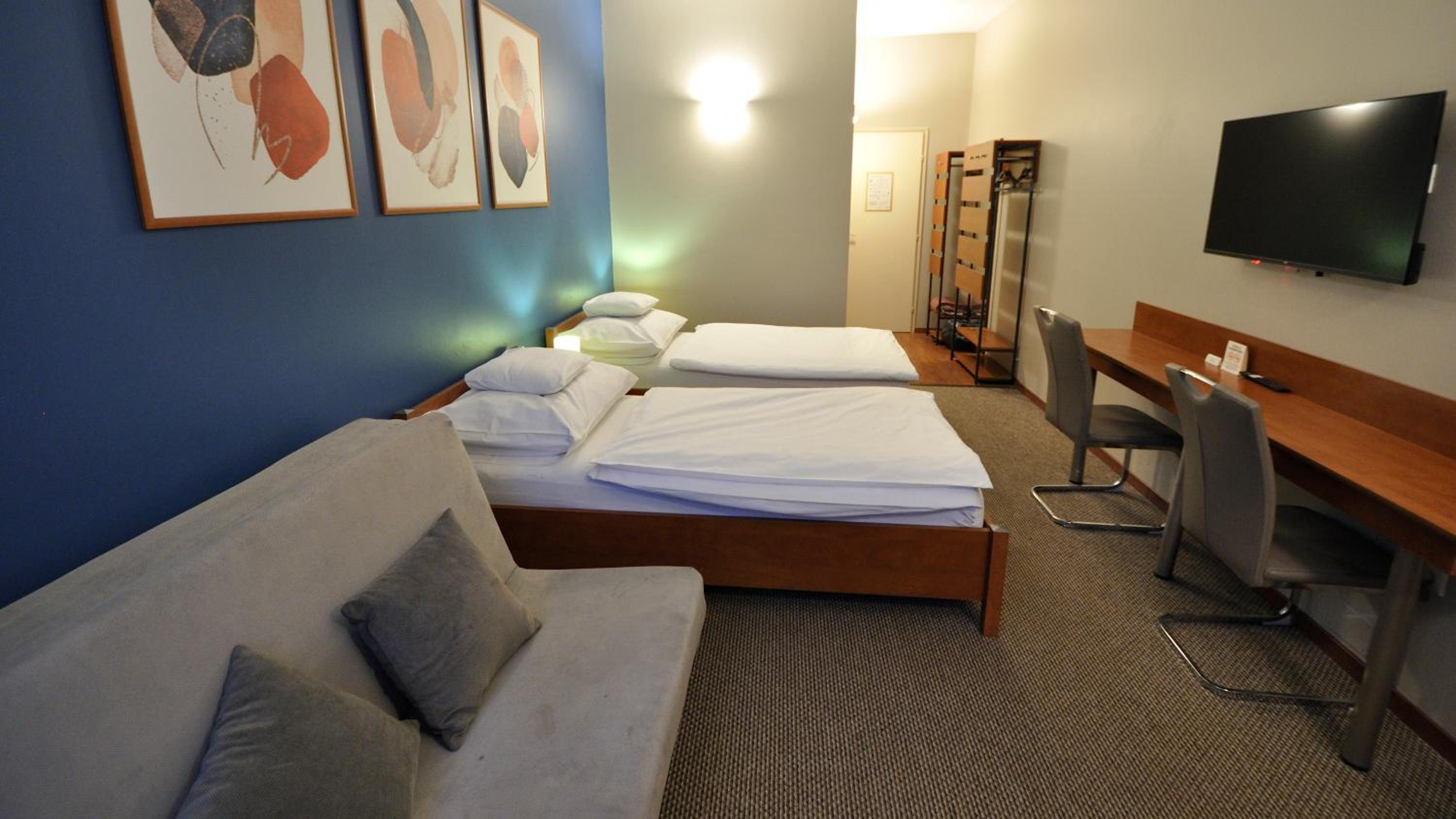 Standard Triple Room photo 3