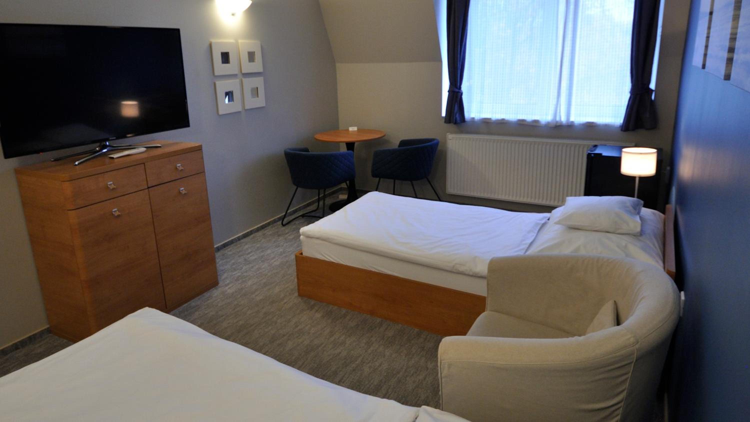 Standard Twin Room photo 2