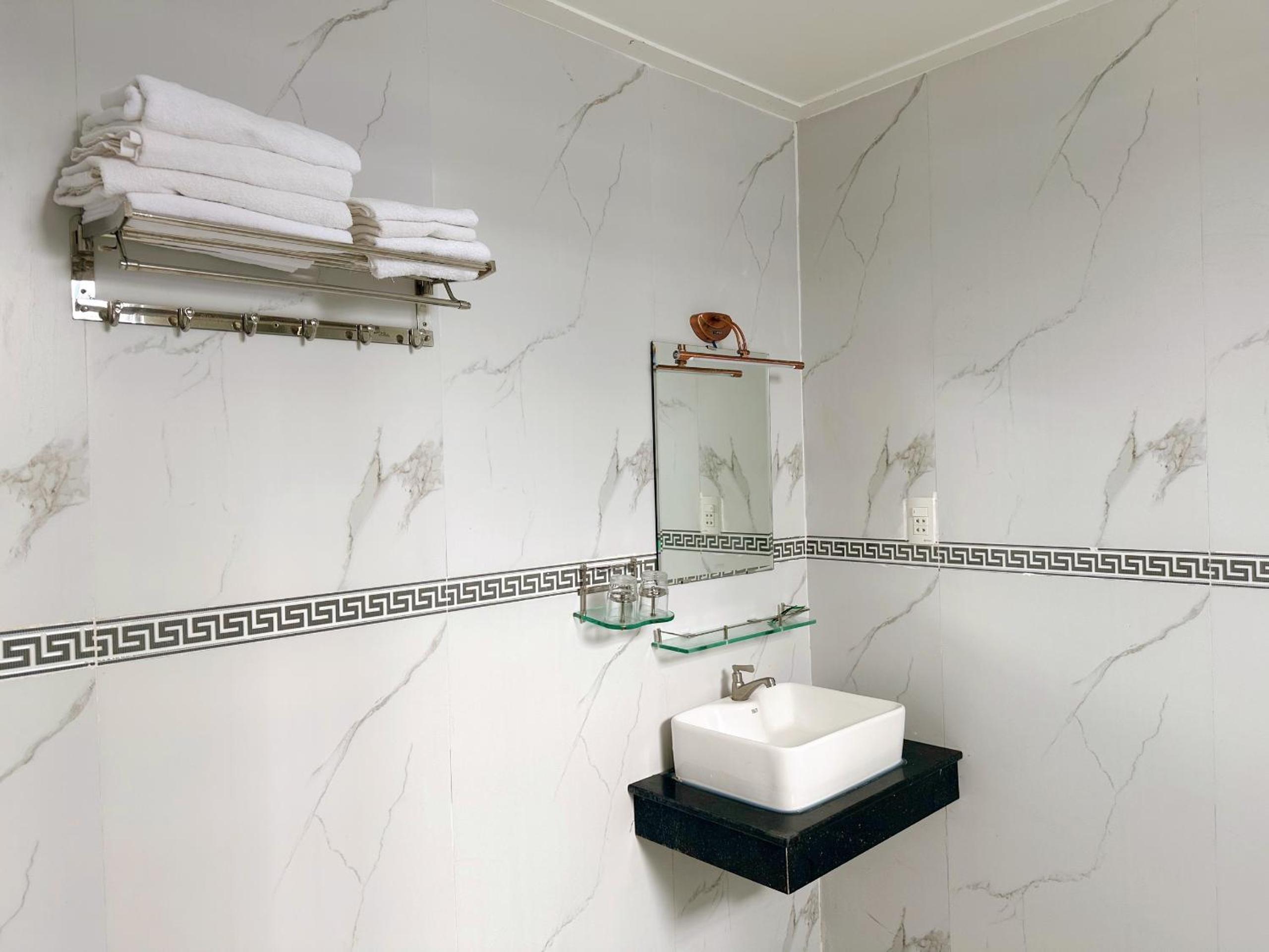 Standard Single Room - Photo 4