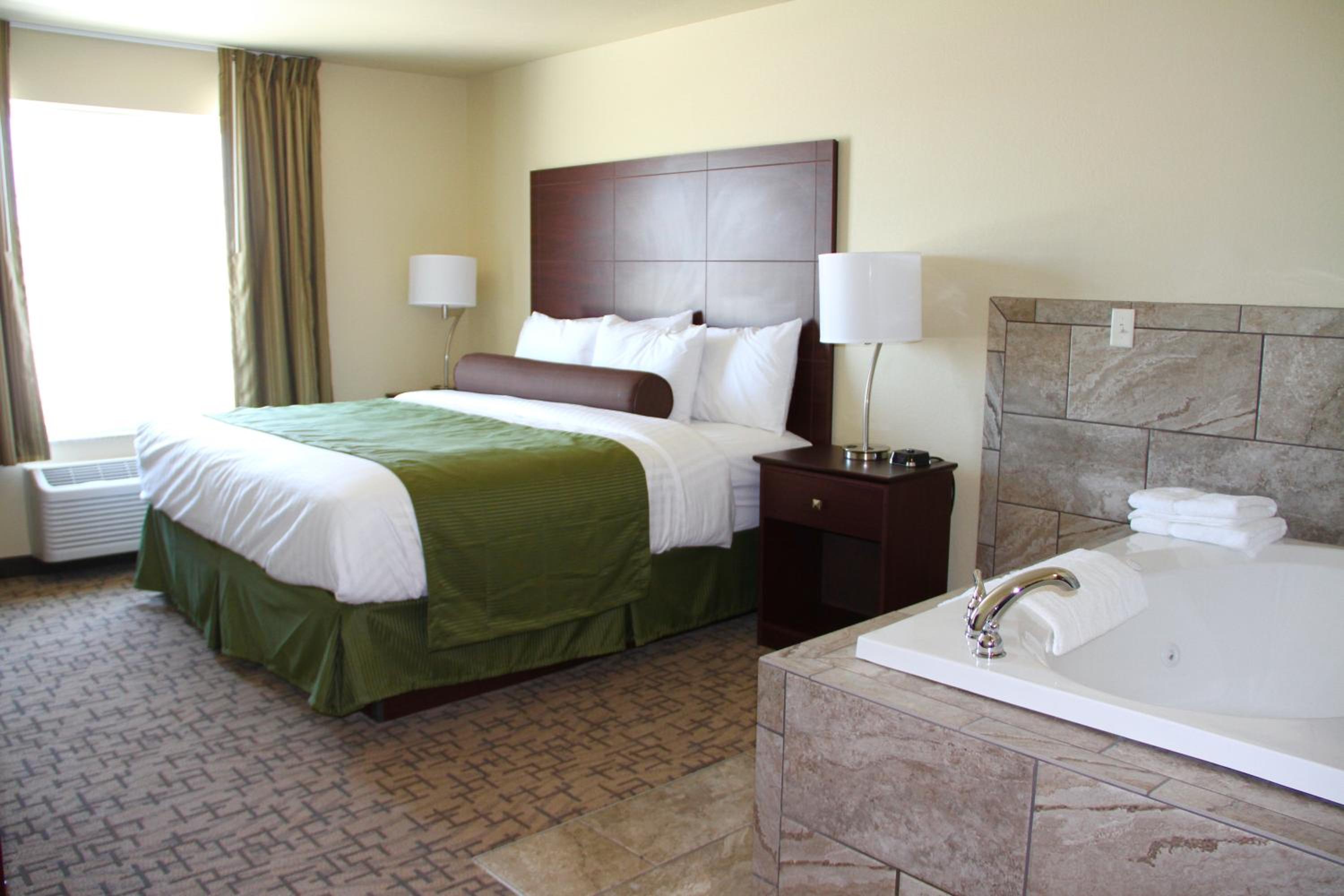 King Suite with Spa Bath