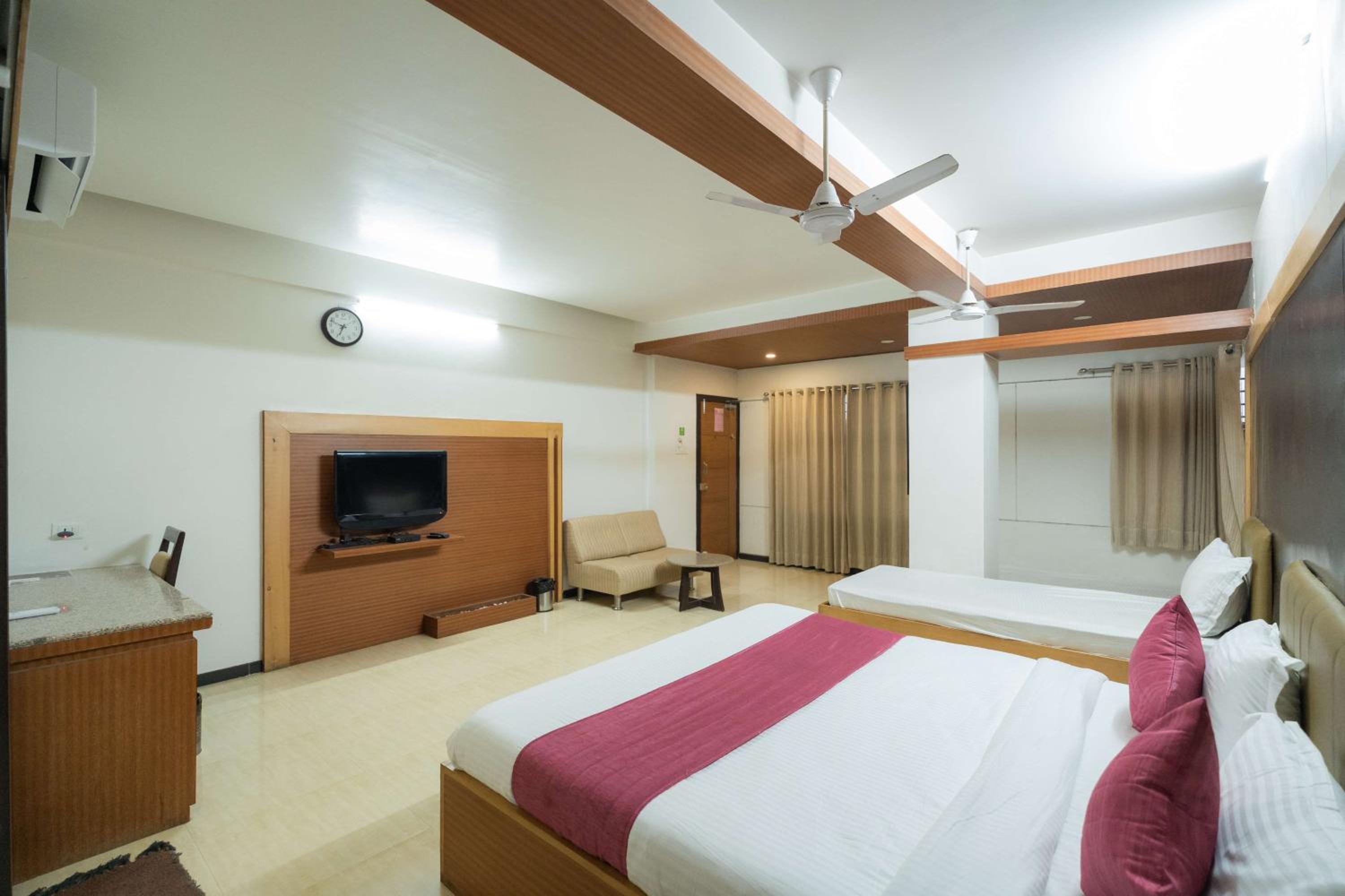 Two-Bedroom Suite photo 1