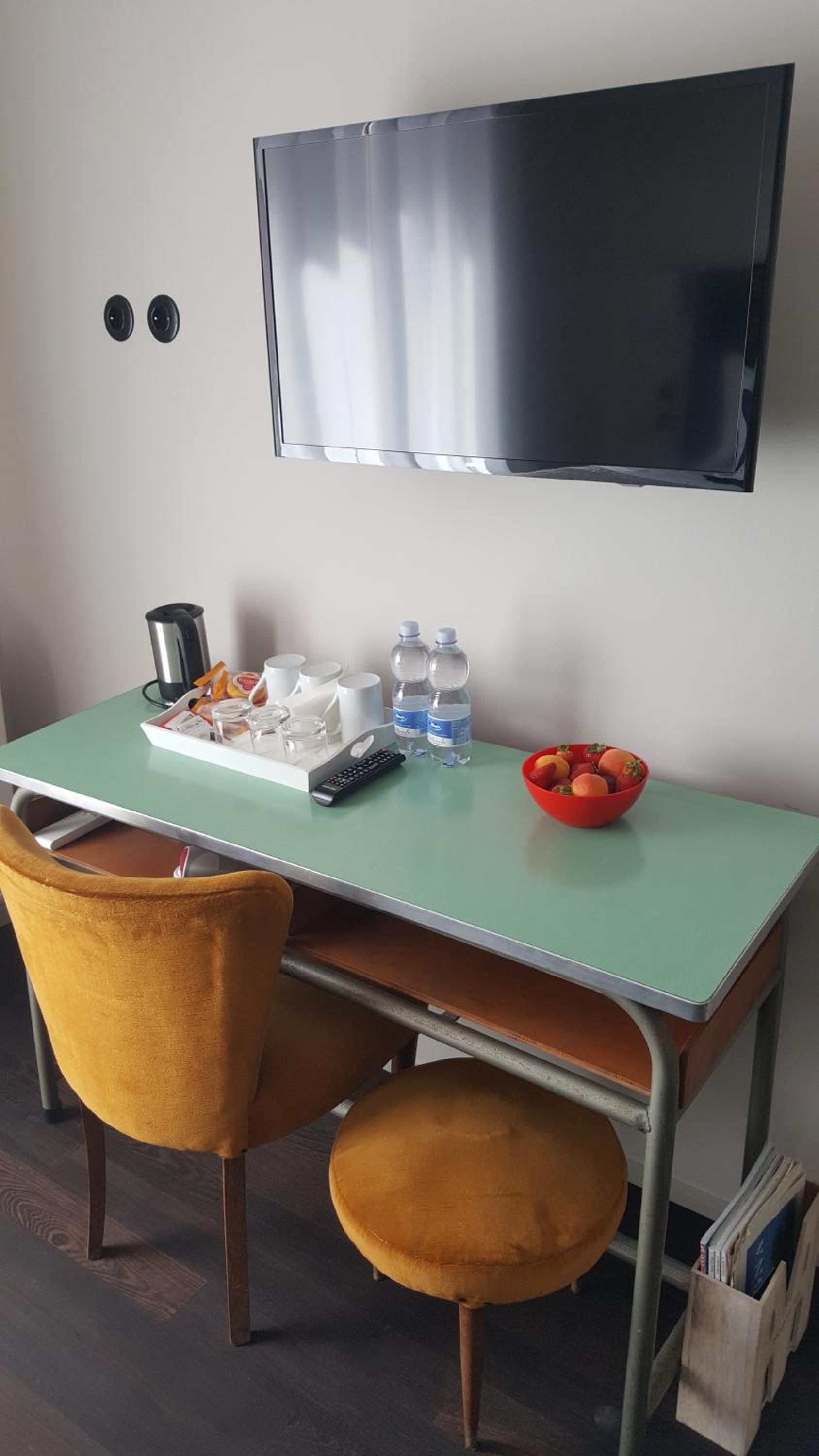Double Room - Photo 16