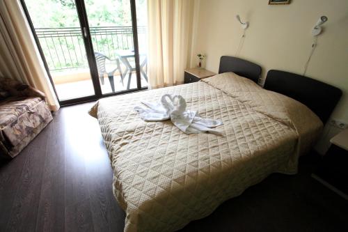 Studio with Balcony (2 adults+1 child) photo 2