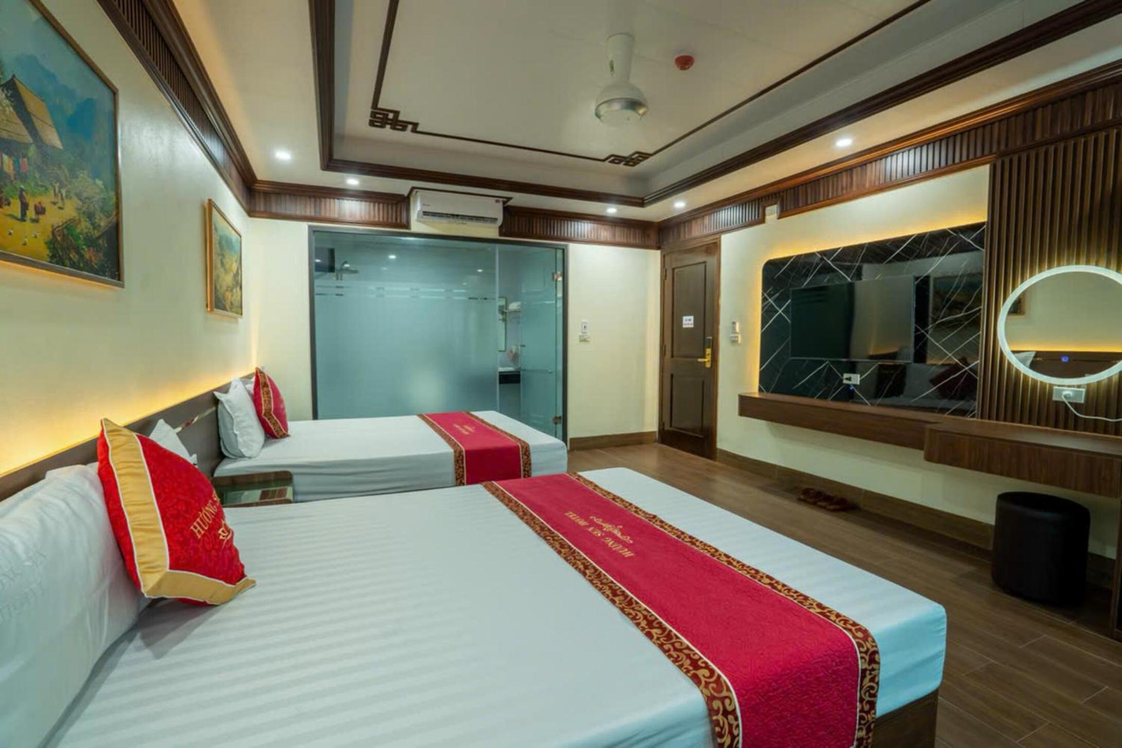 Deluxe Family Room