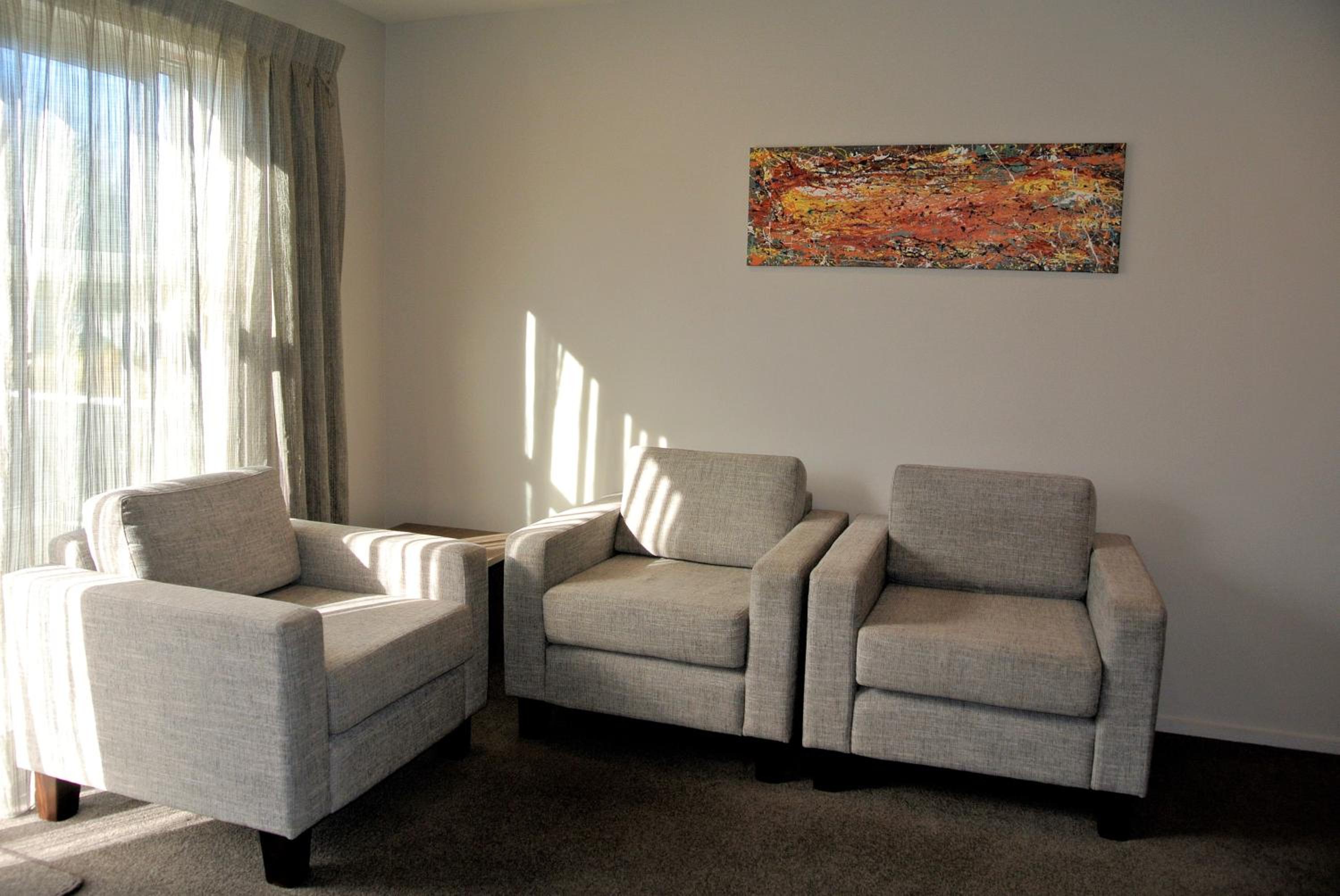 One-Bedroom Apartment - Disability Access photo 3