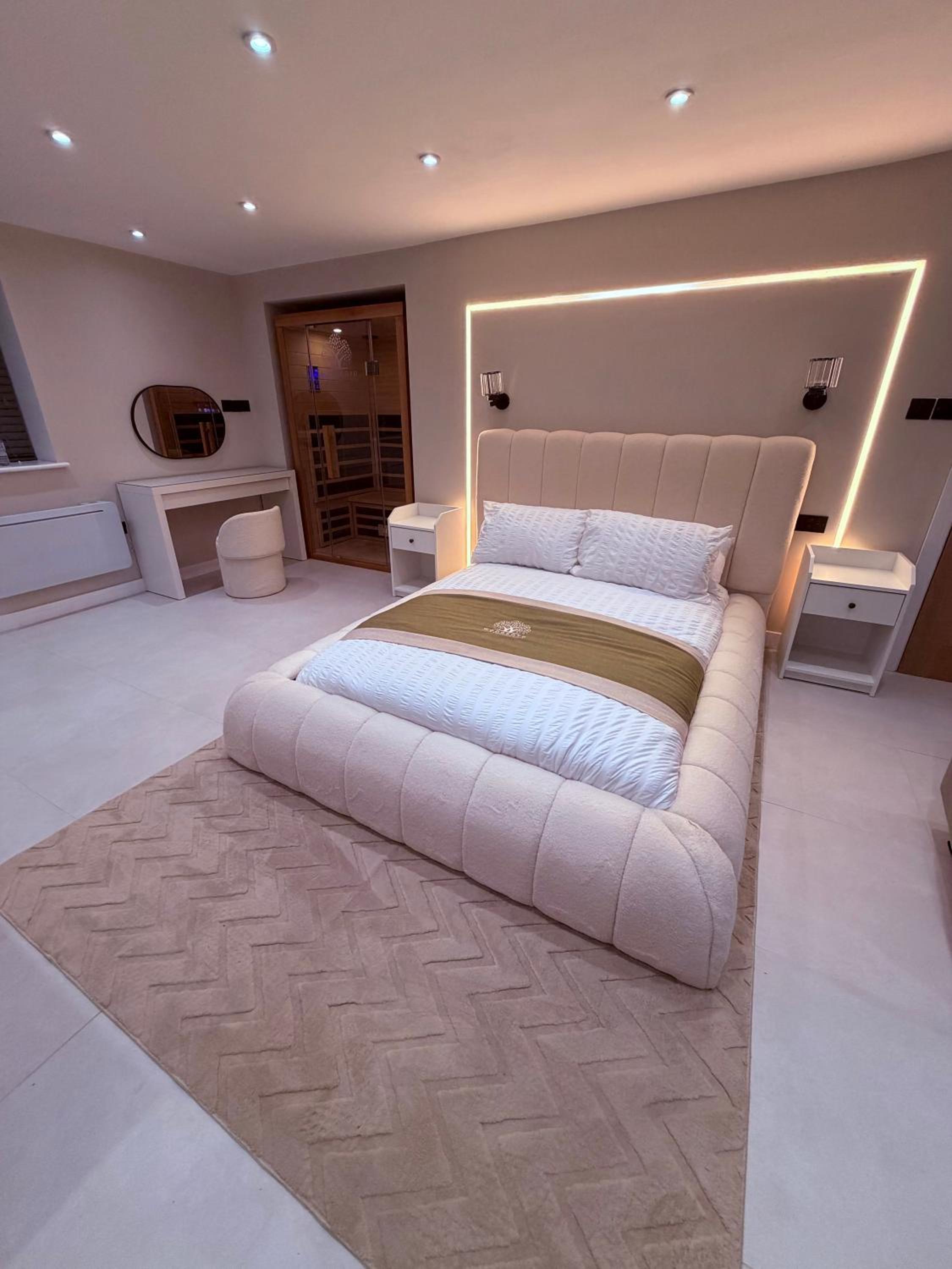 Suite with Sauna