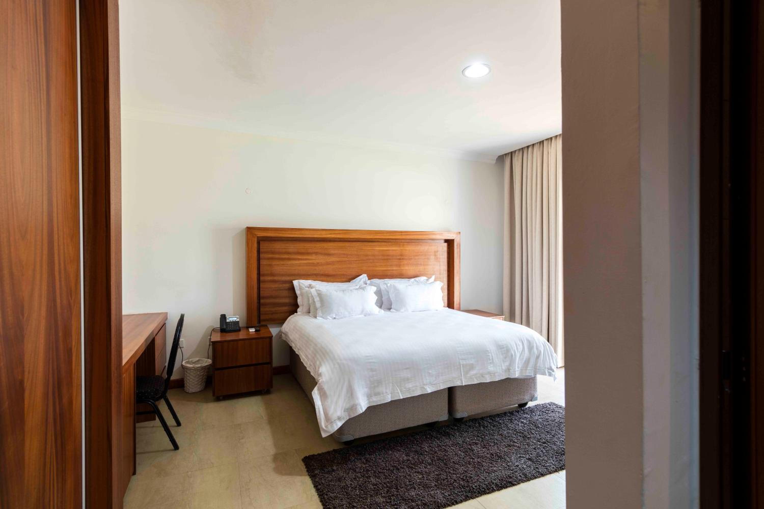 Deluxe Double or Twin Room photo 2