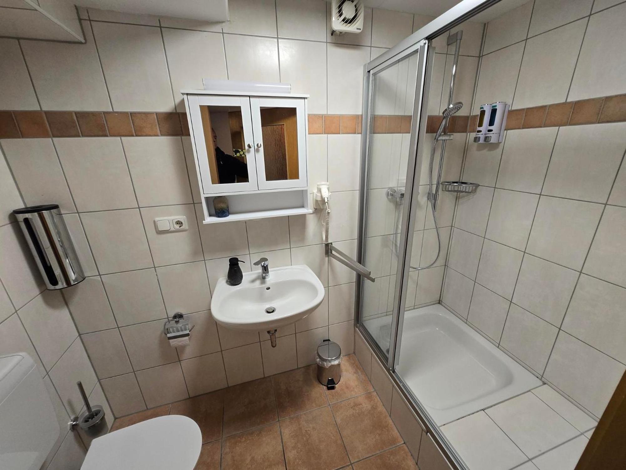 Standard Single Room