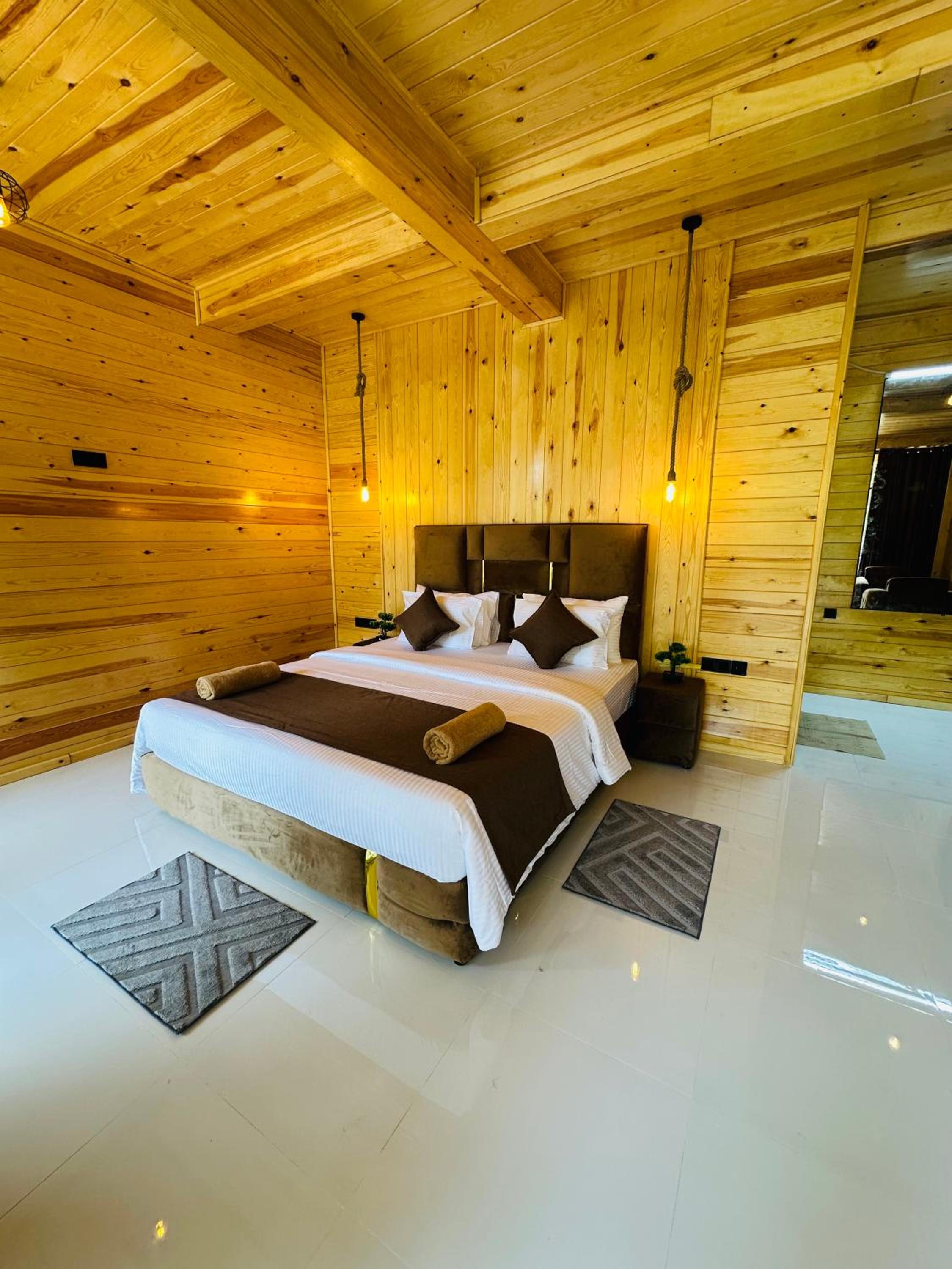 King Room with Mountain View photo 3