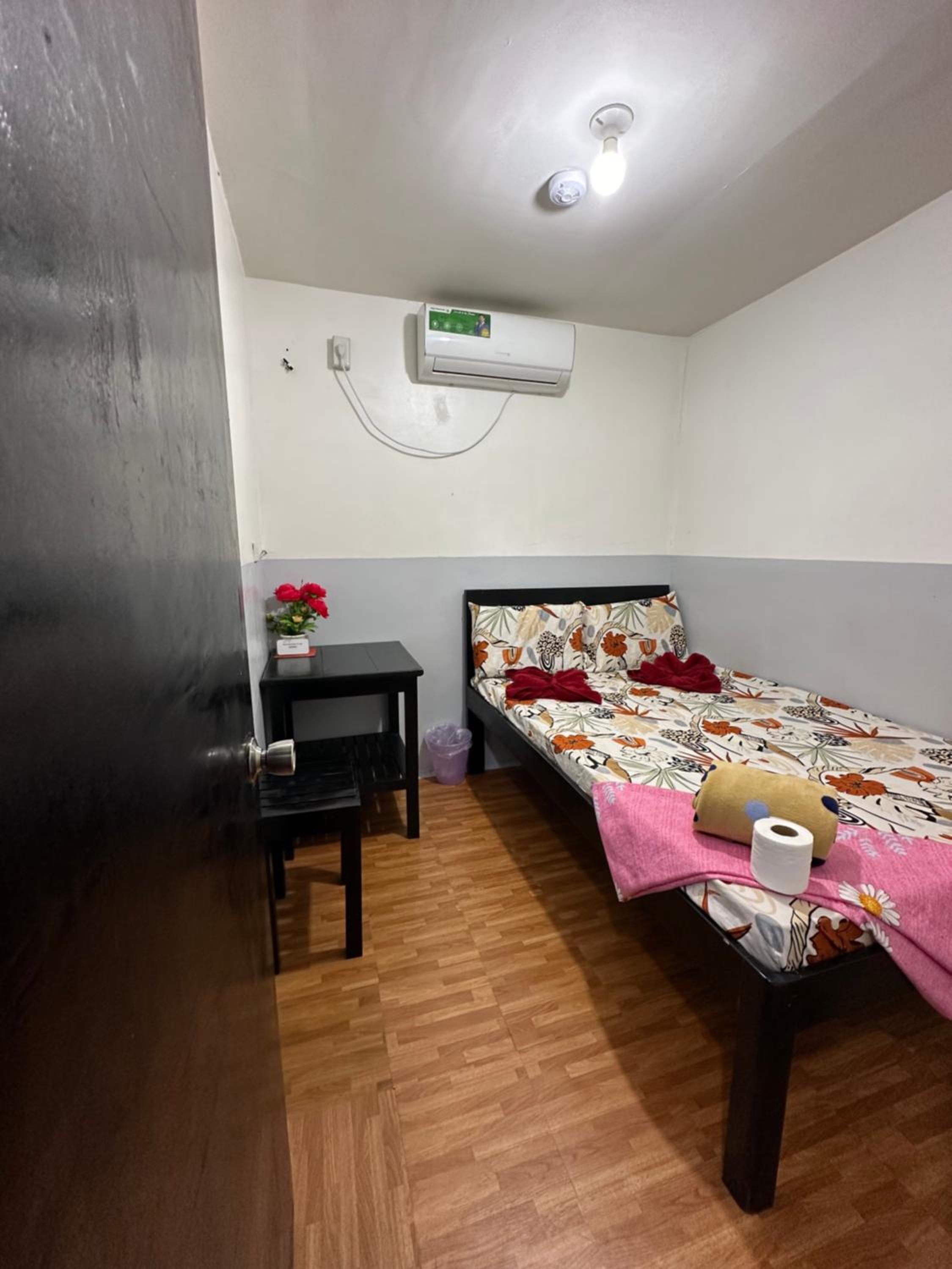 Budget Double Room photo 3