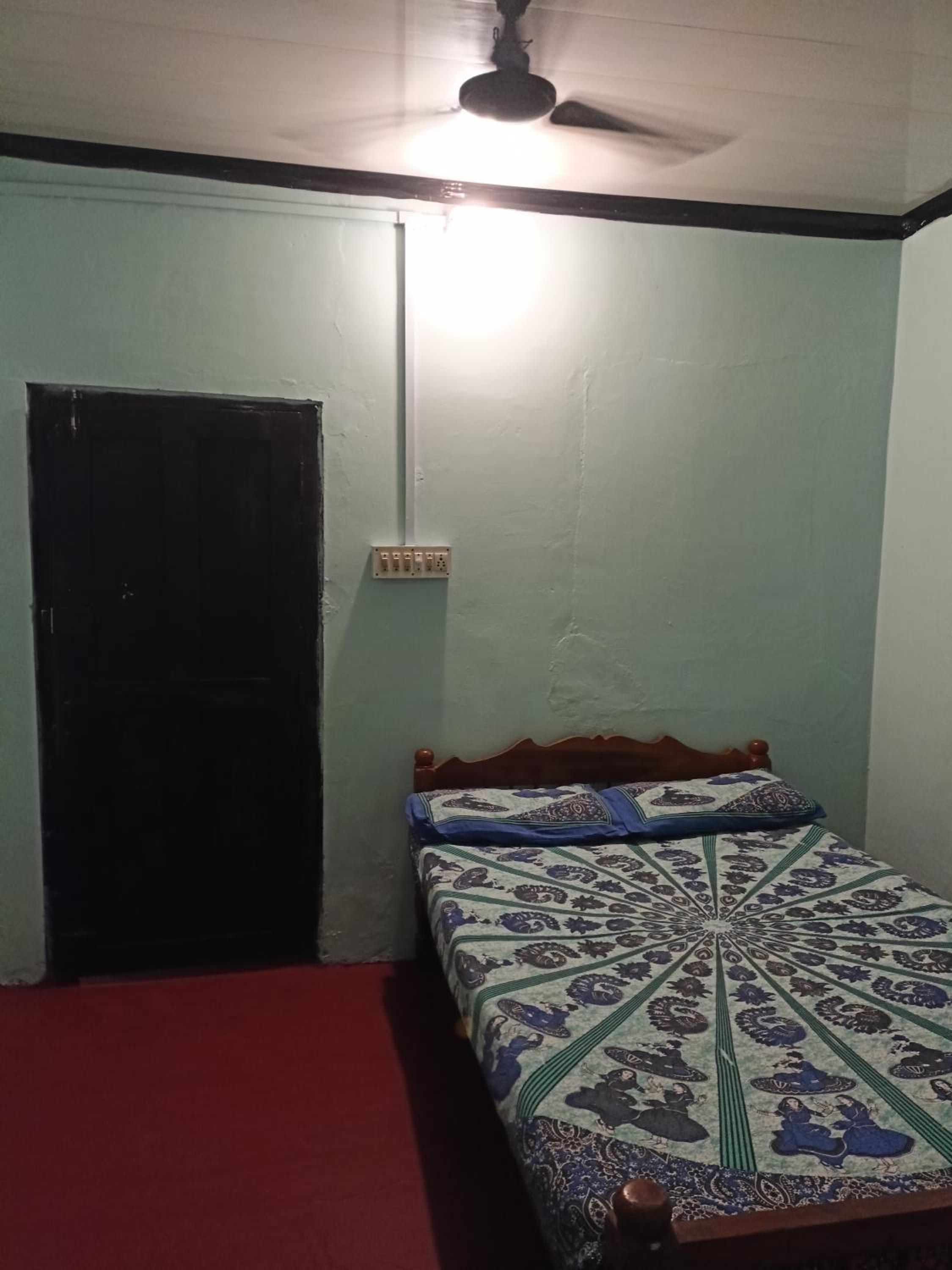 Single Room photo 2
