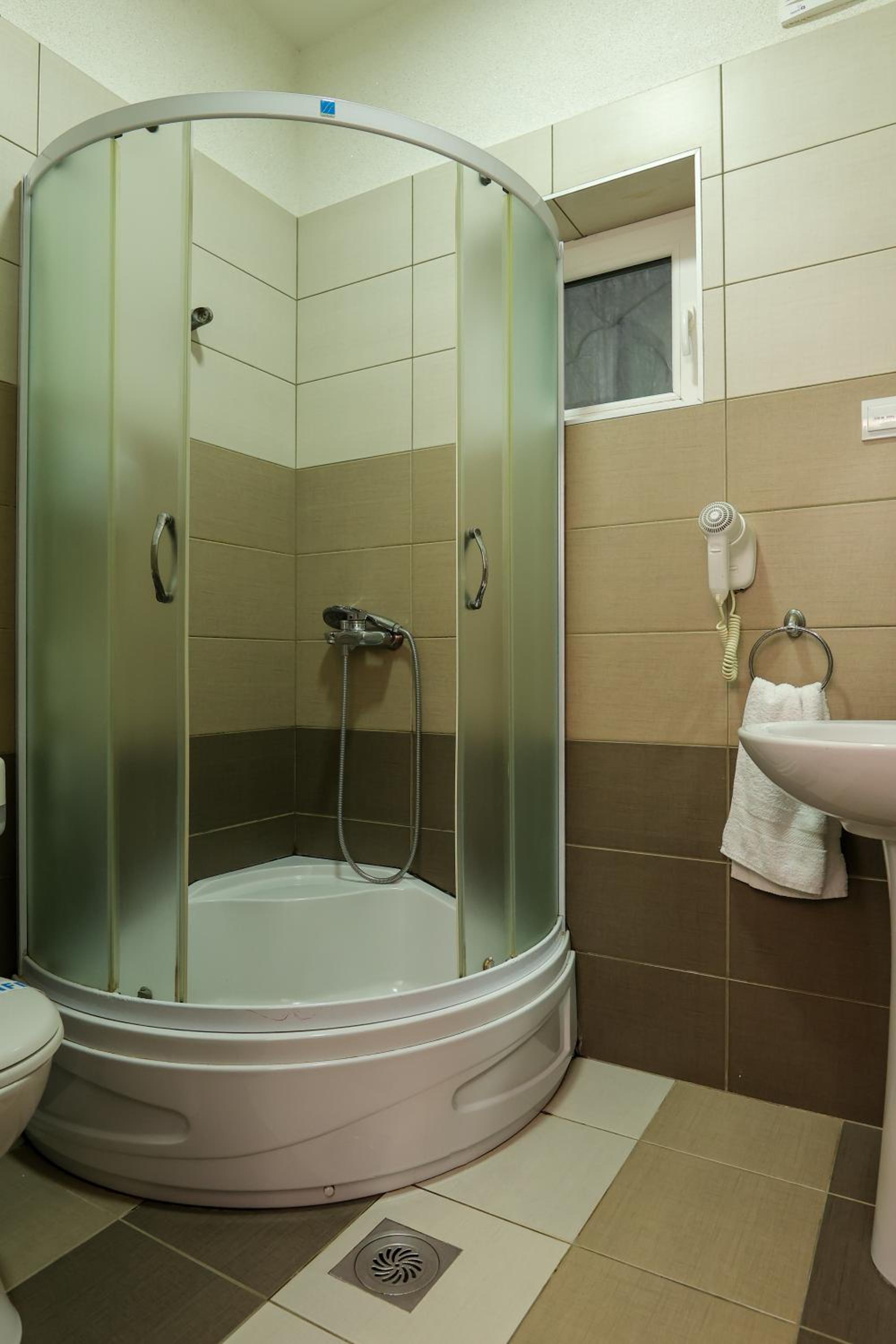 Double or Twin Room photo 2