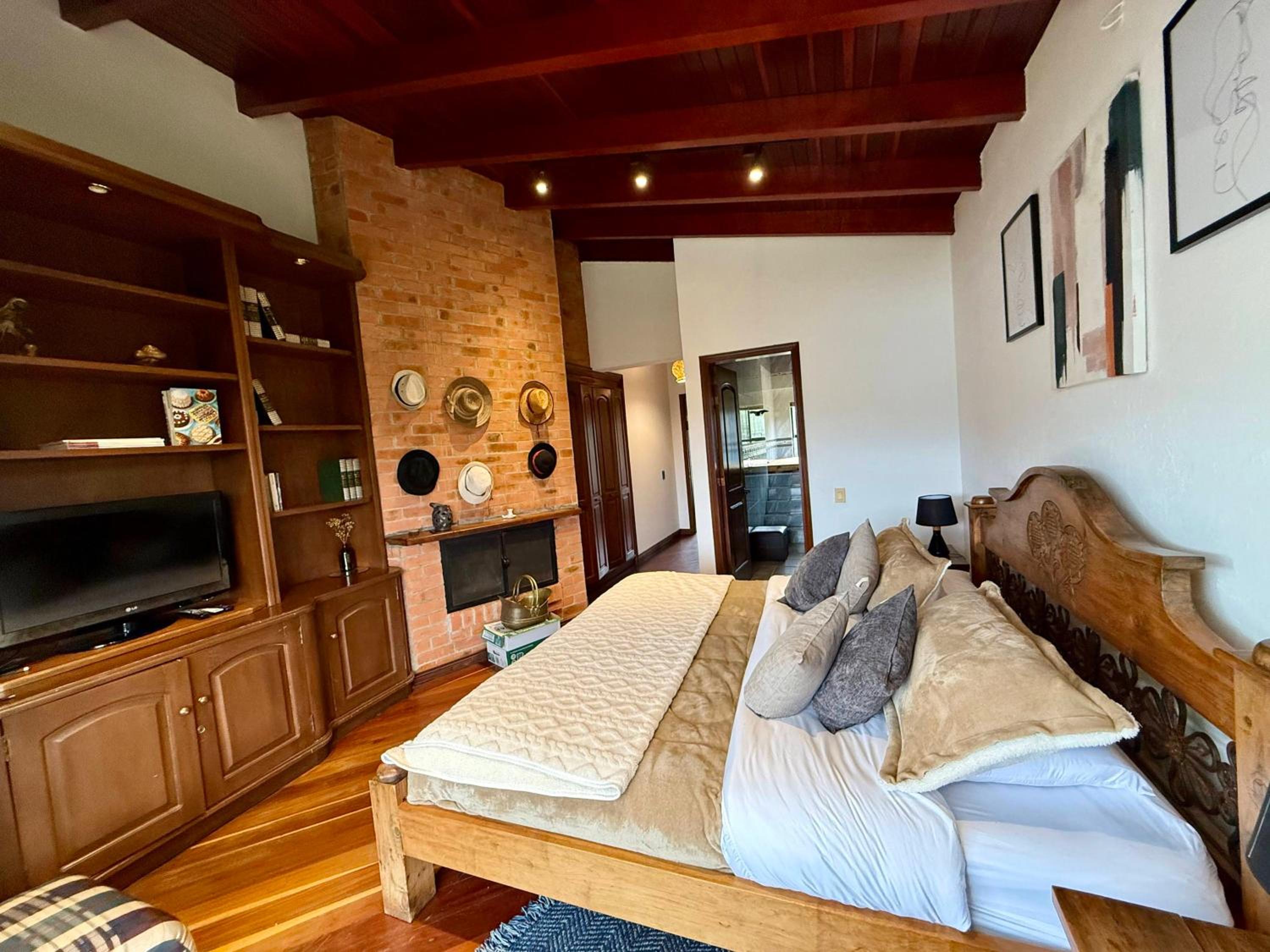 Superior King Room