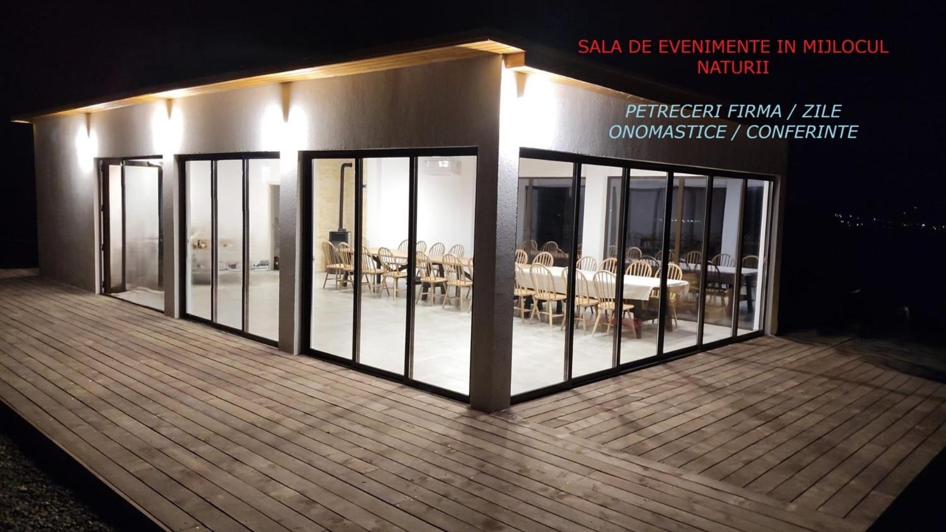 Bungalow with Patio photo 1