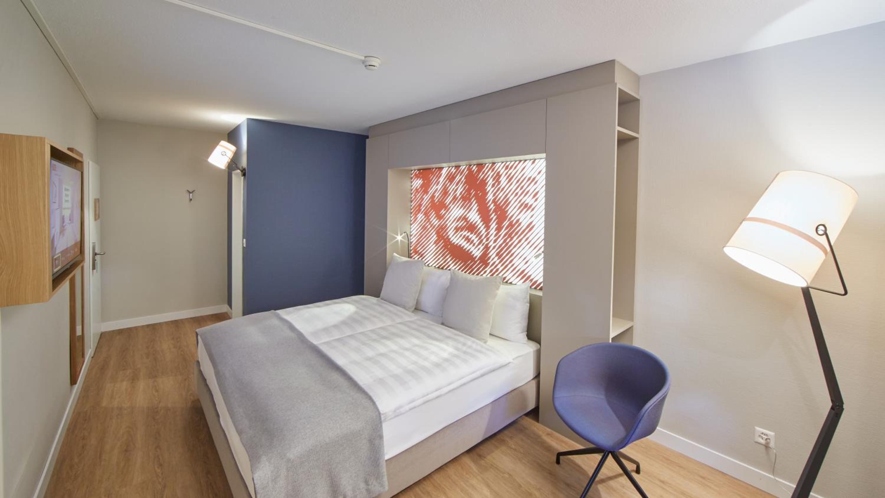 Superior Double Room Street Side