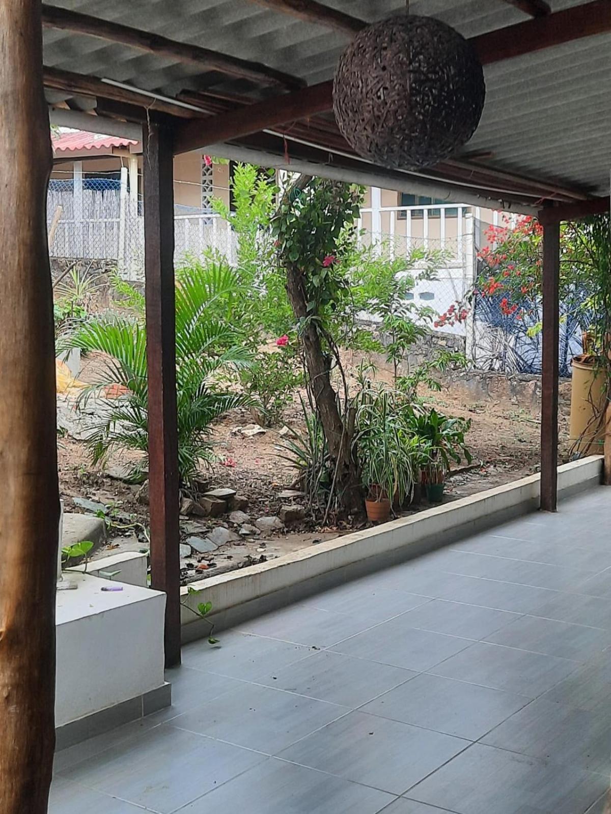 Bungalow photo 2