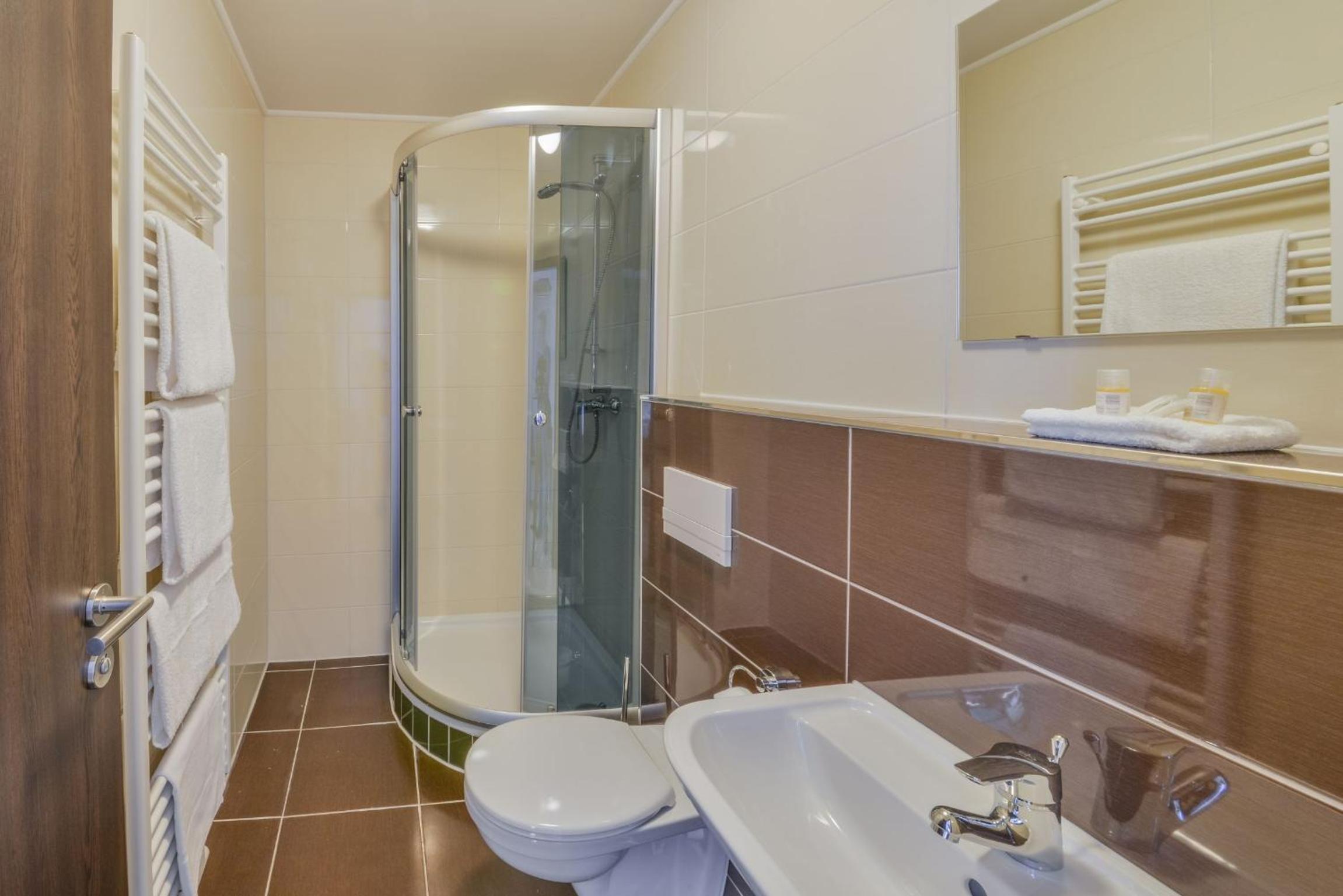 Single Room photo 3