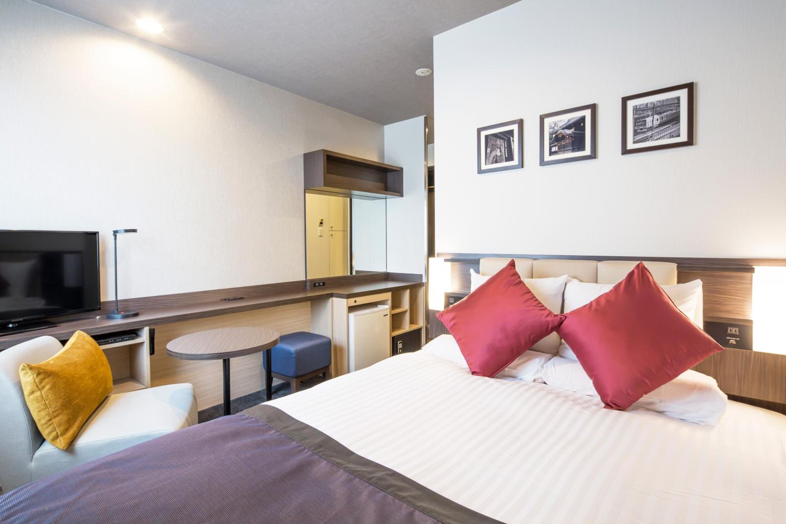 Superior Double Room - Smoking - No Room Cleaning Service photo 1