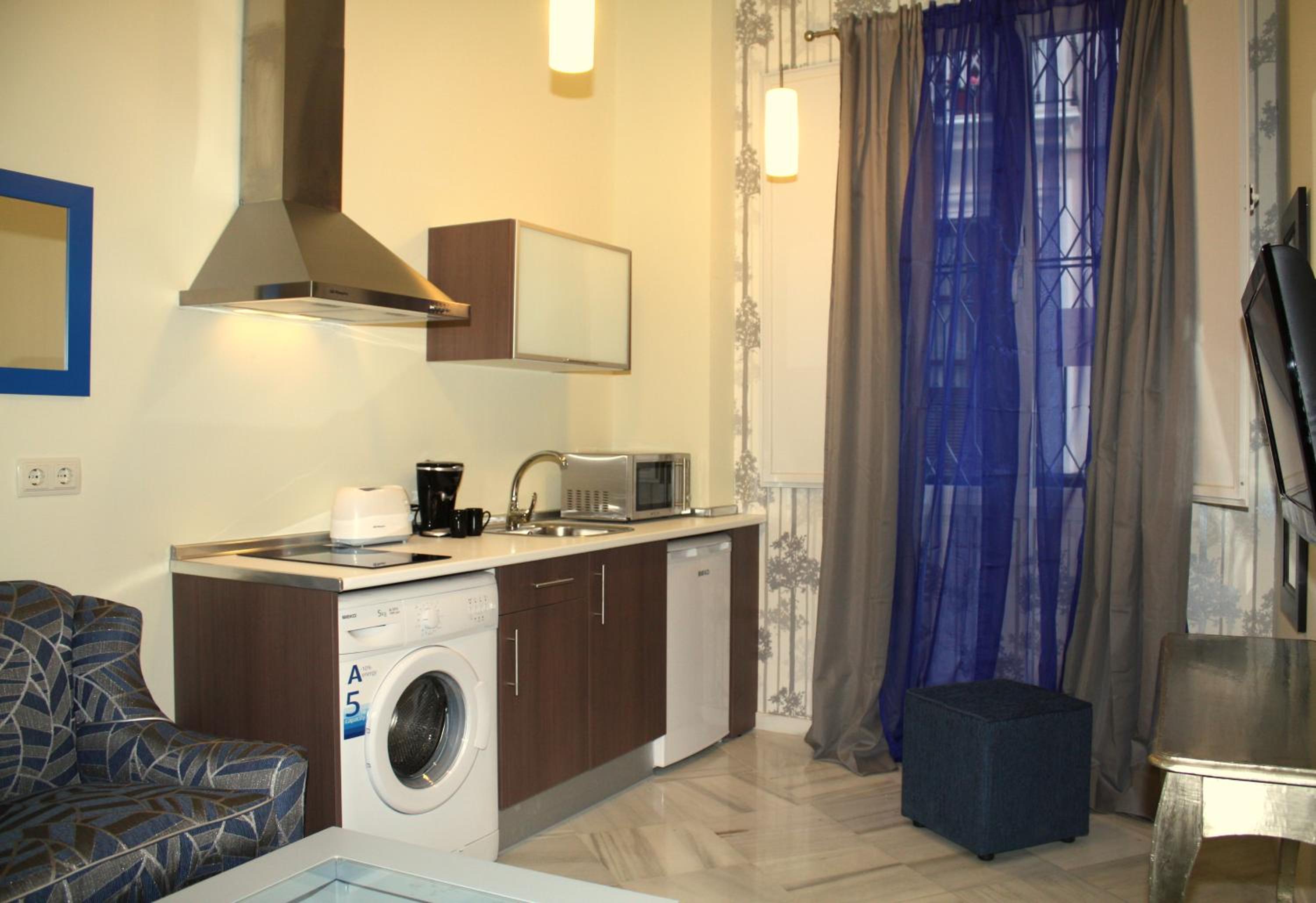 One bedroom apartment — the supplier's photographs — photo 3