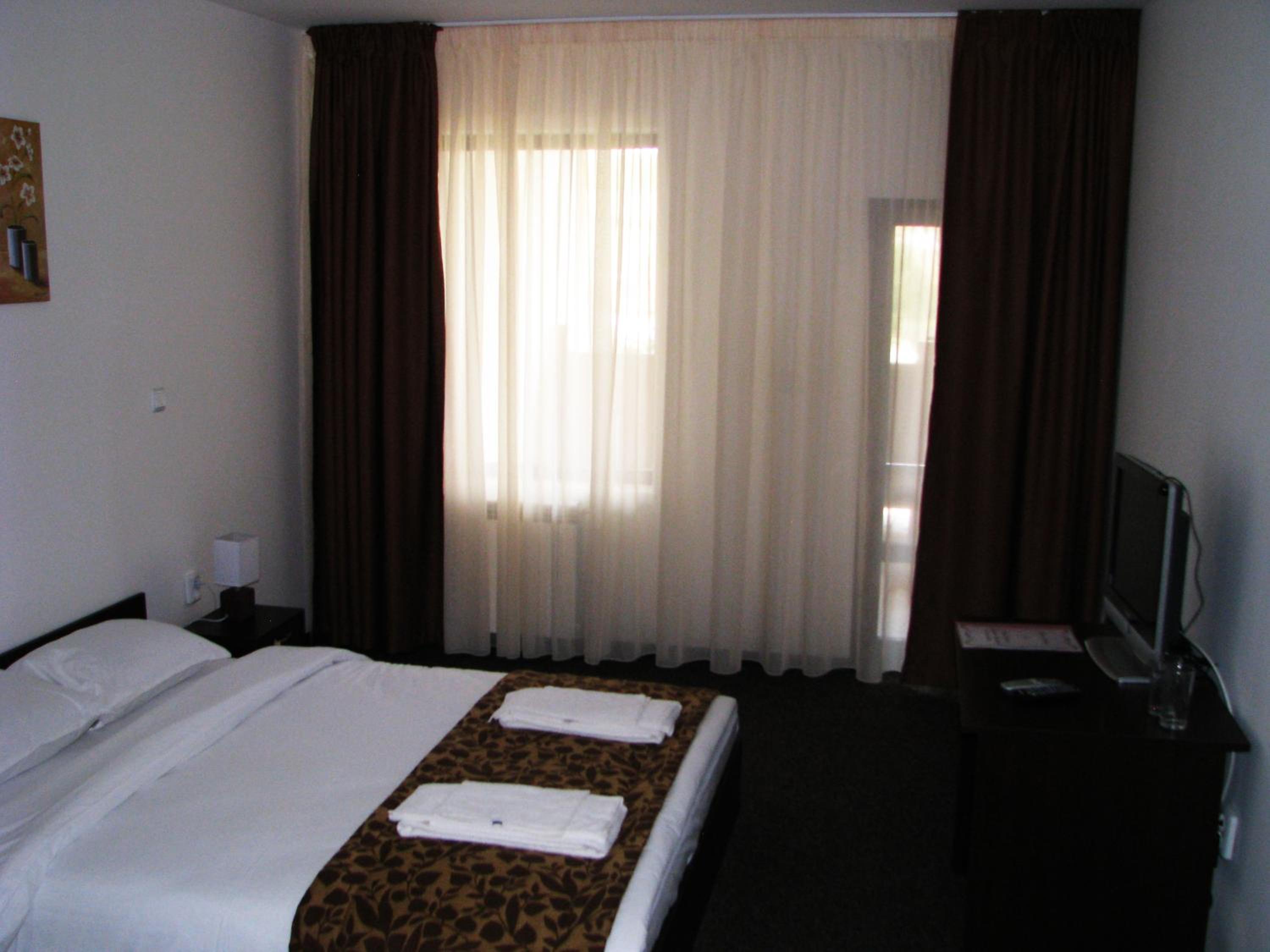 Double Room with Balcony photo 3