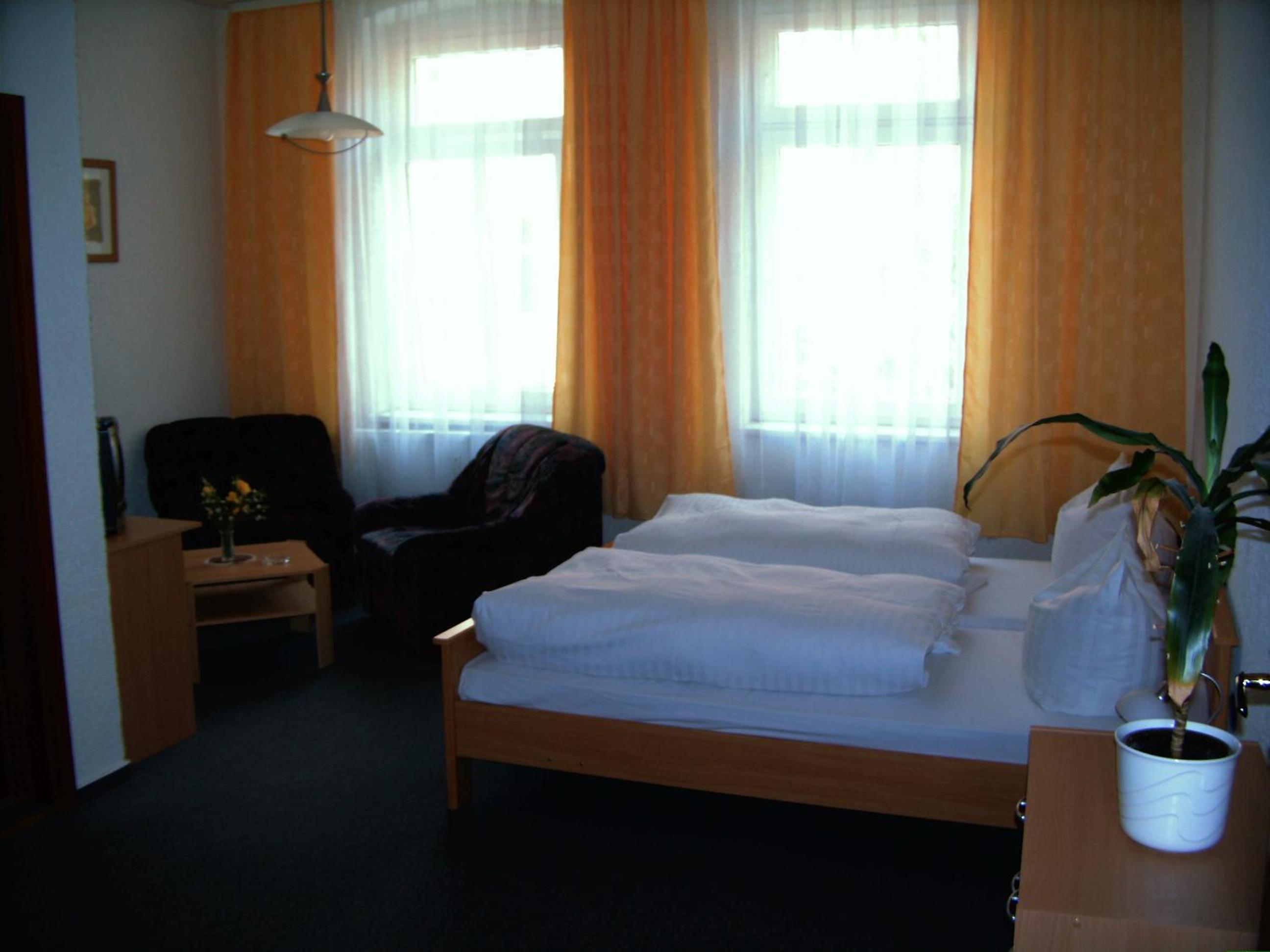 Double Room - Photo 2
