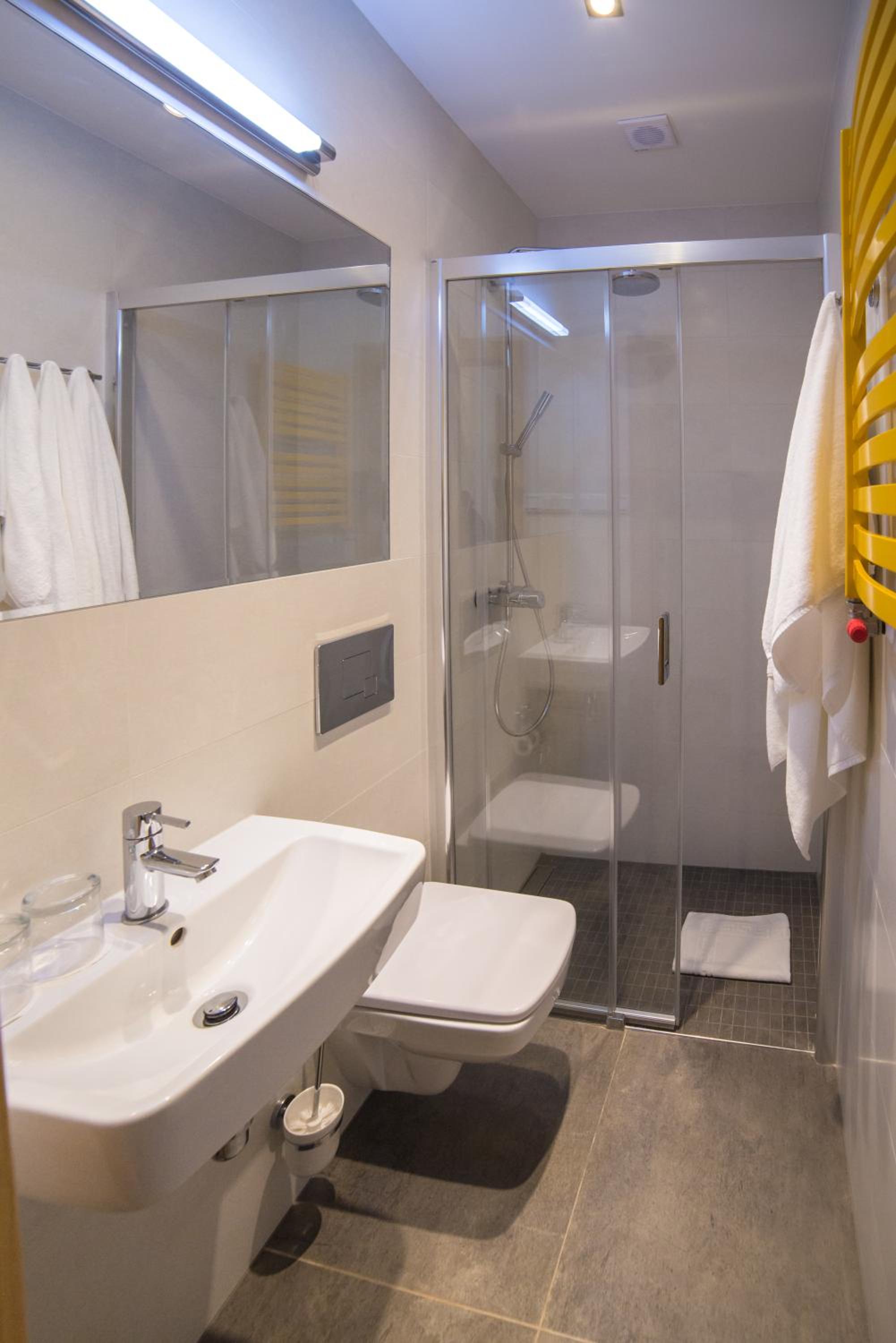 Economy Double Room - Photo 3