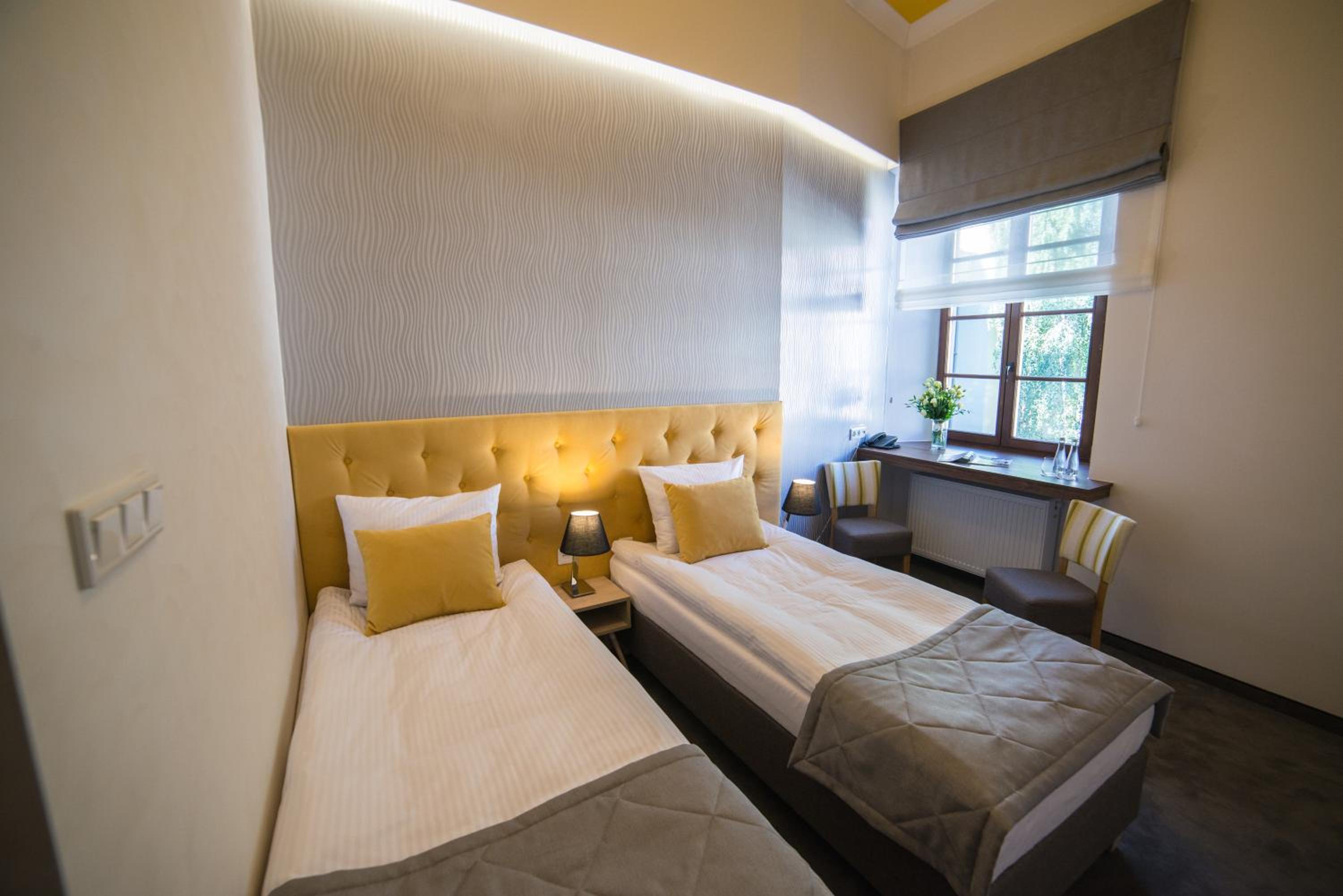 Economy Double Room - Photo 2