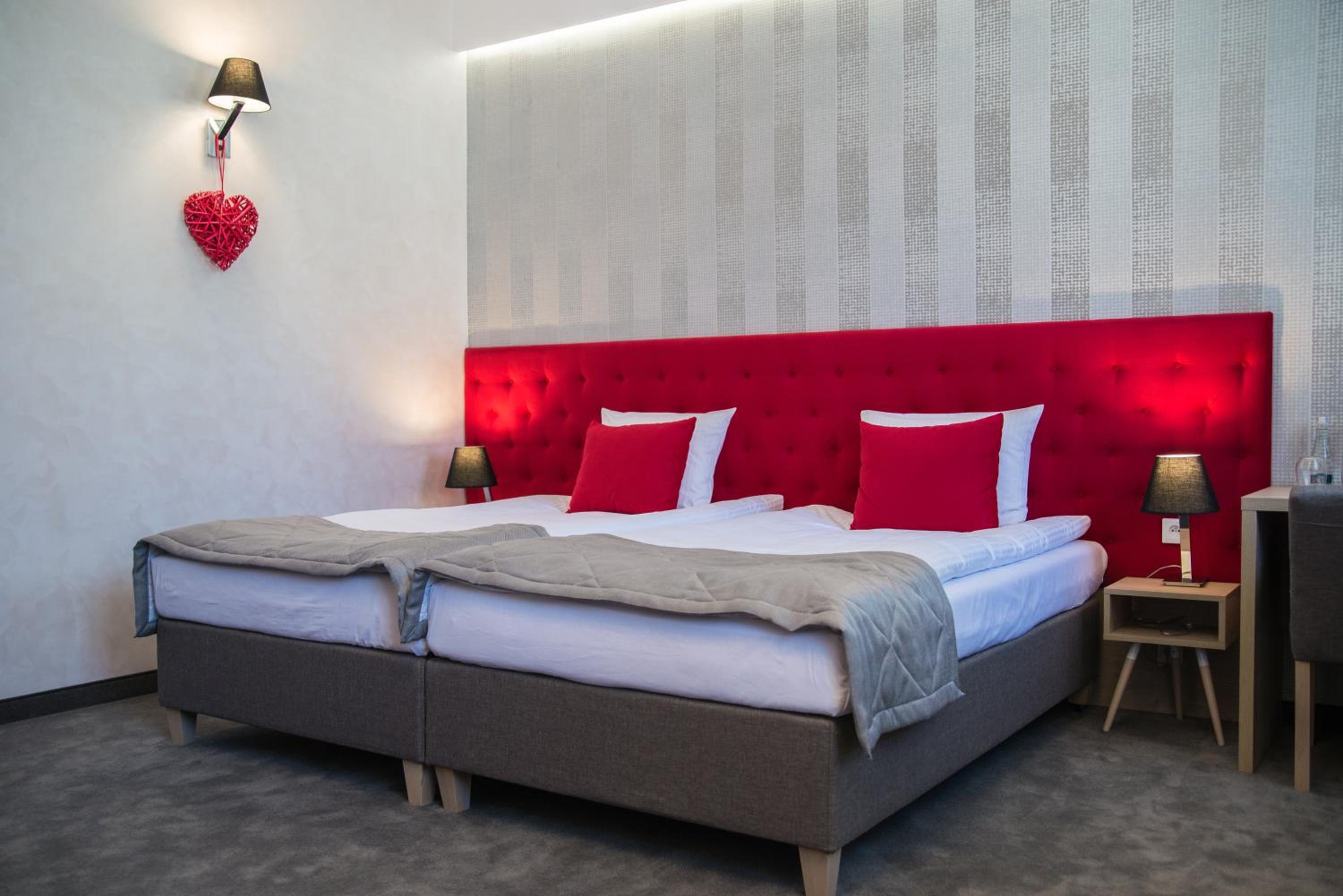 Deluxe Twin Room - Photo 4