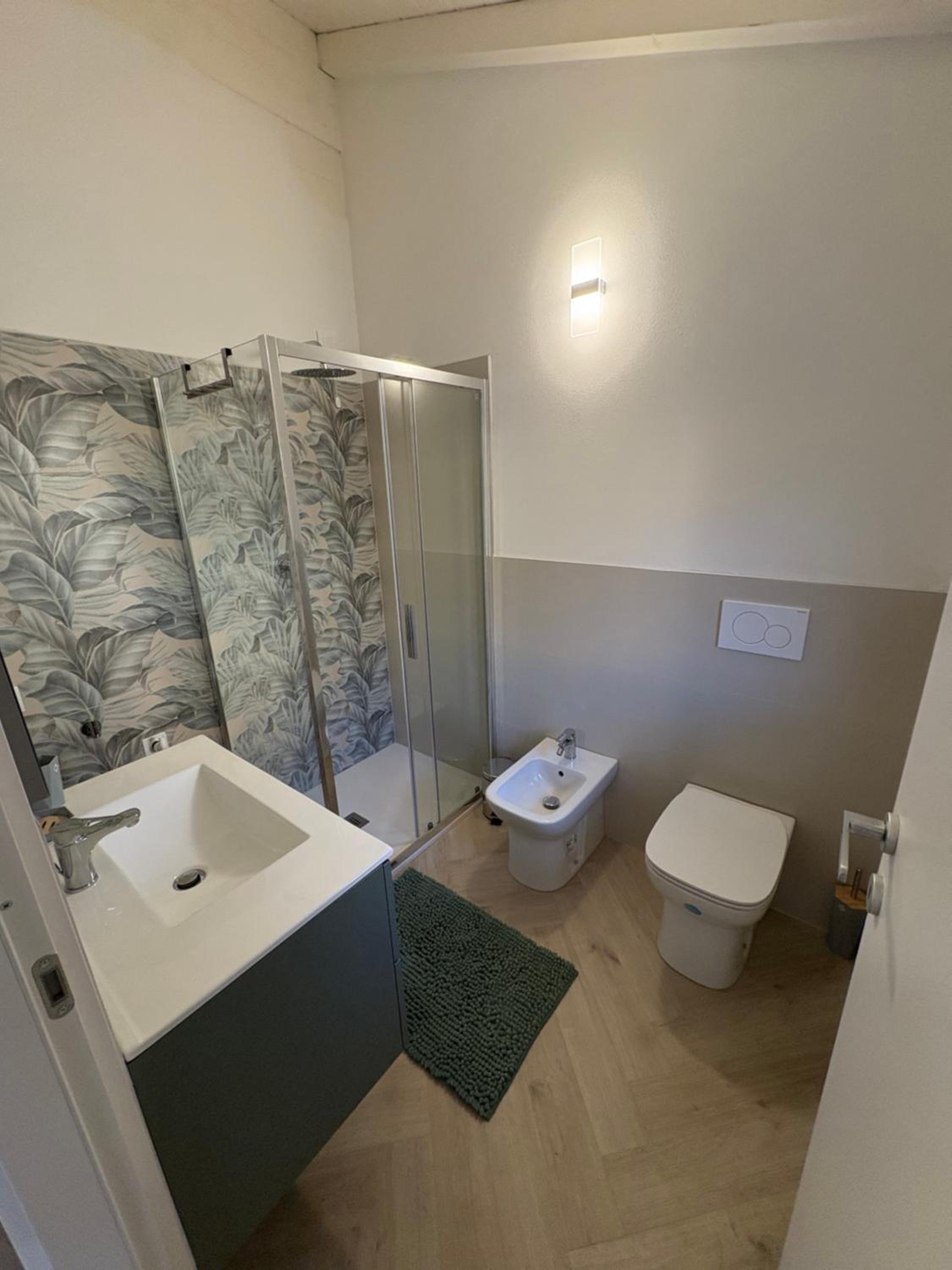One-Bedroom Deluxe Apartment