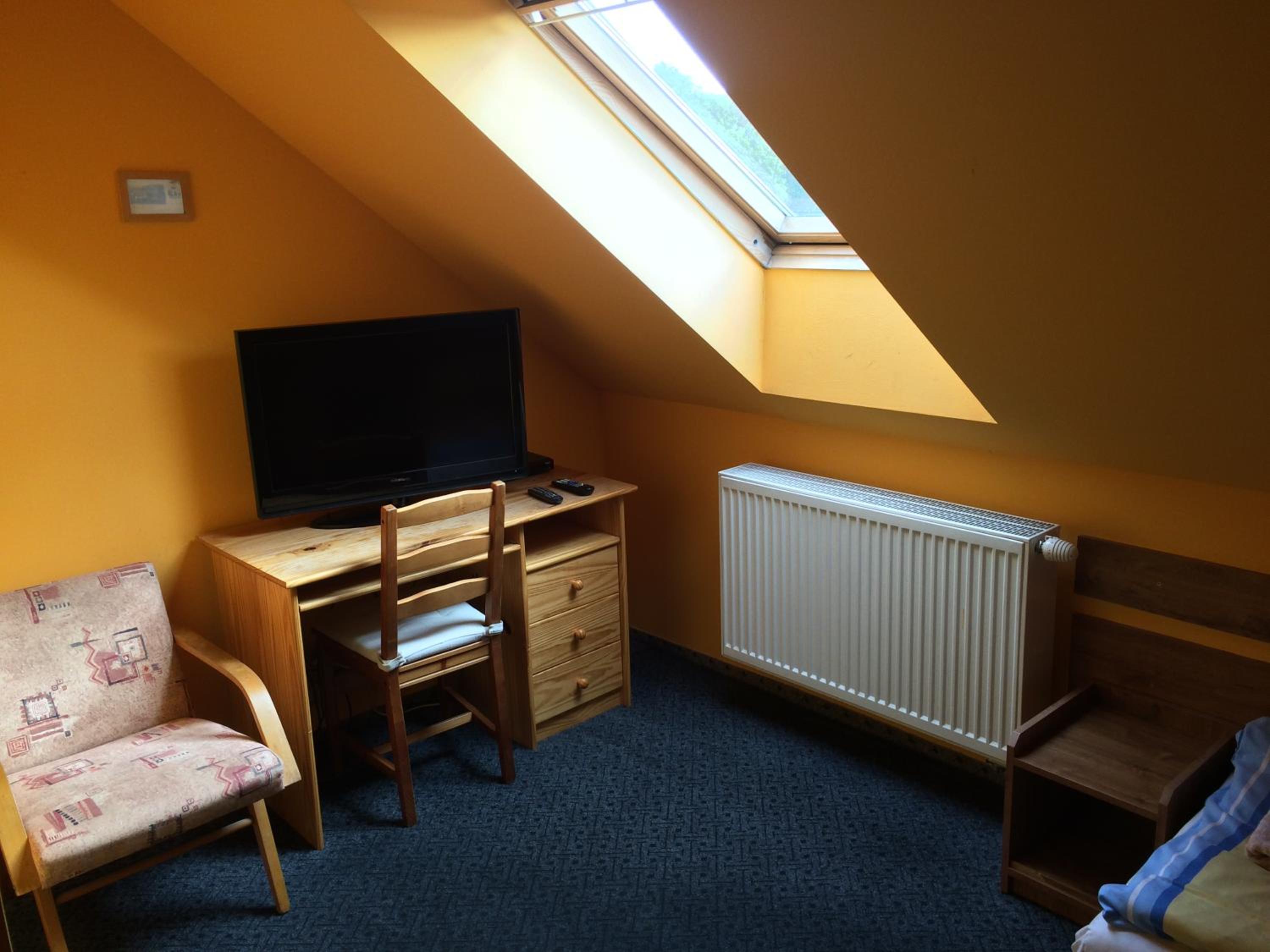 Standard Single Room with Shower photo 1