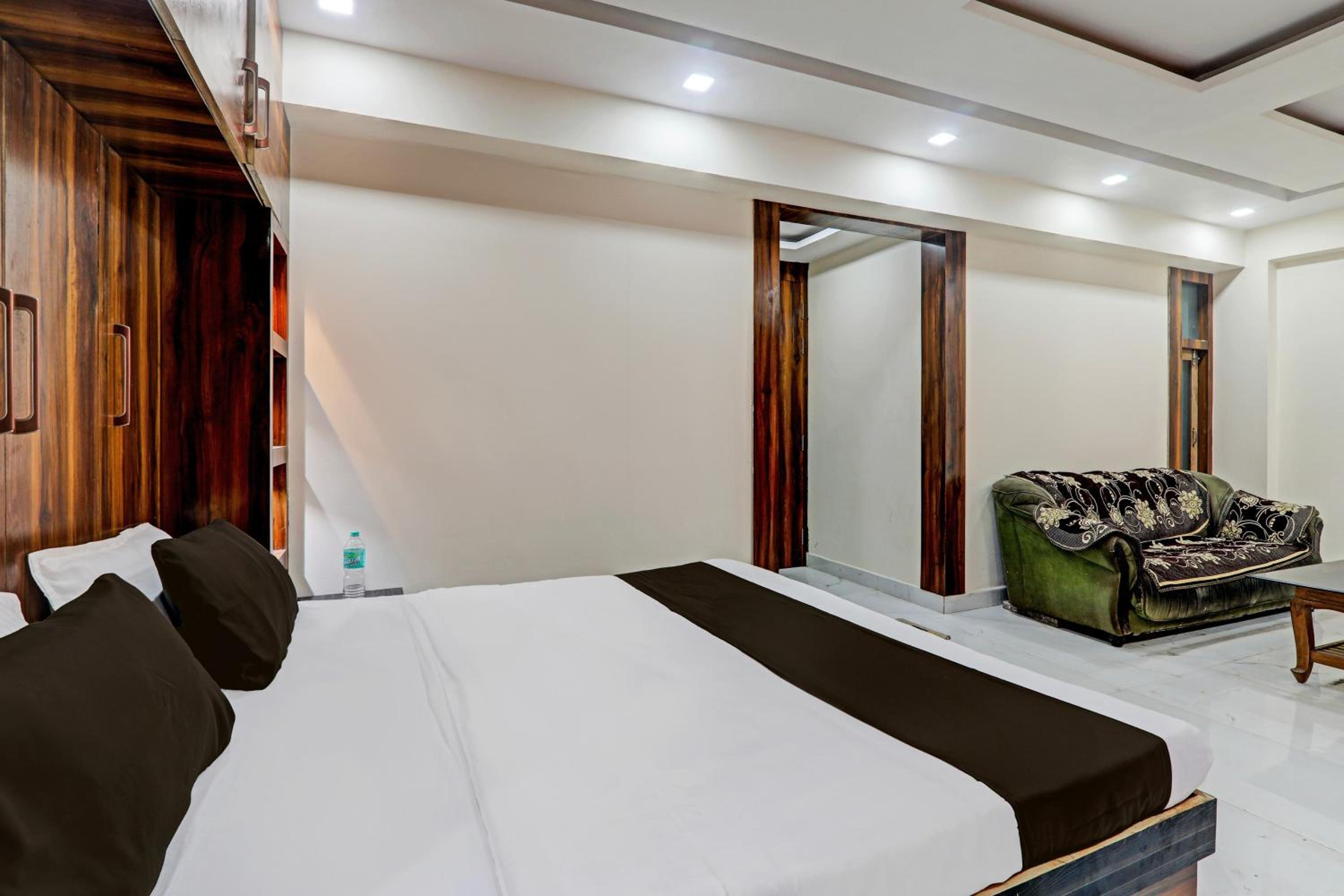 Deluxe Triple Room photo 3