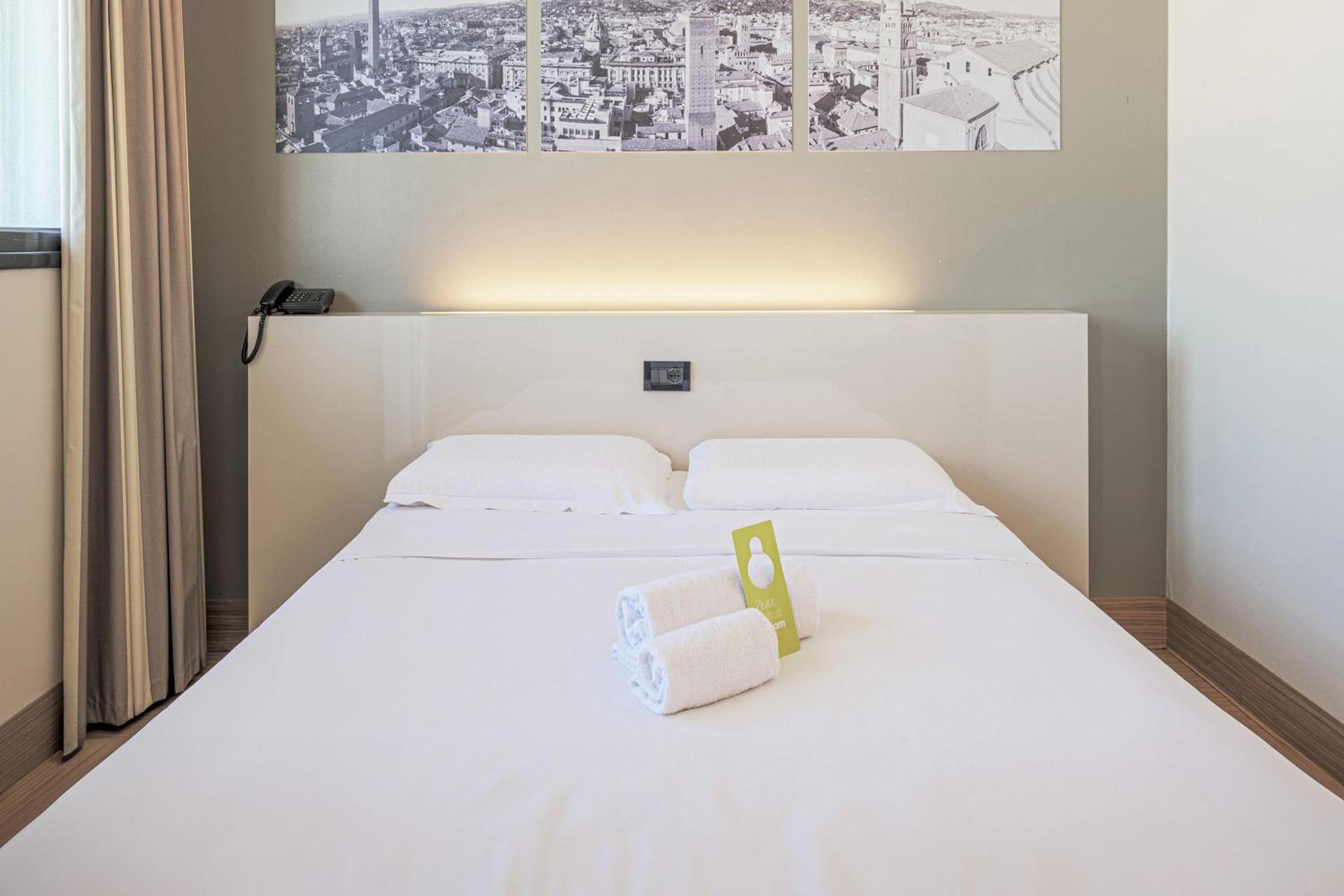 Deluxe Double Room photo 3