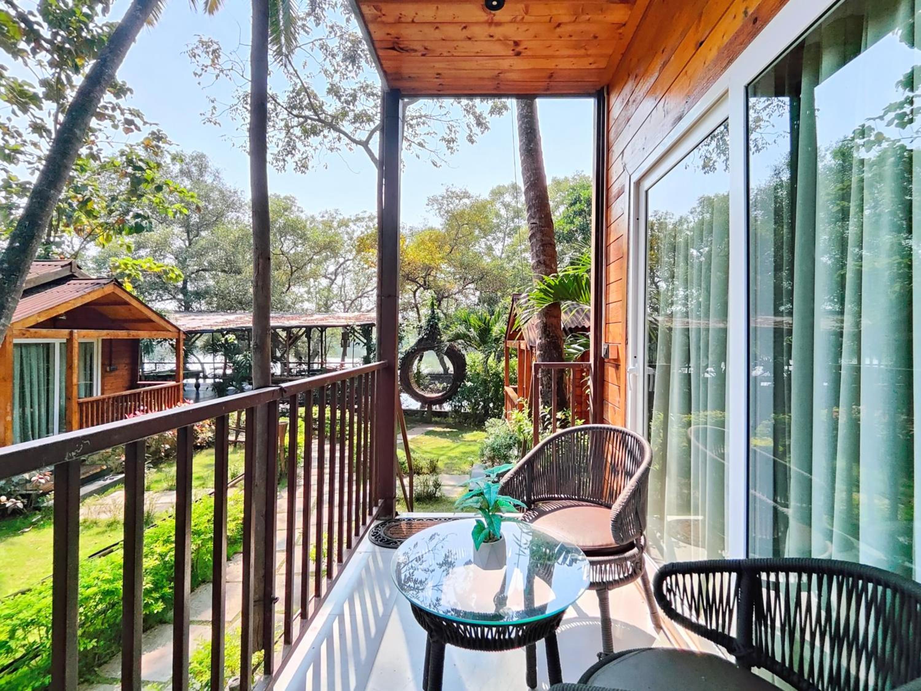 Studio with Lake View photo 2