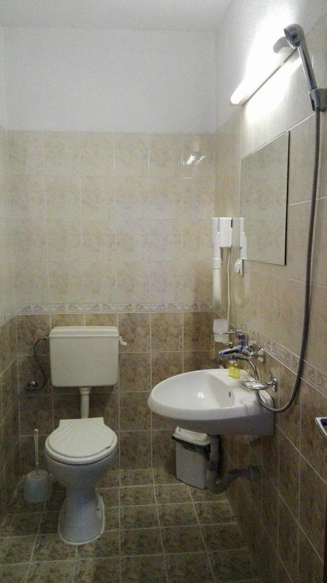 Twin Room with Private Bathroom