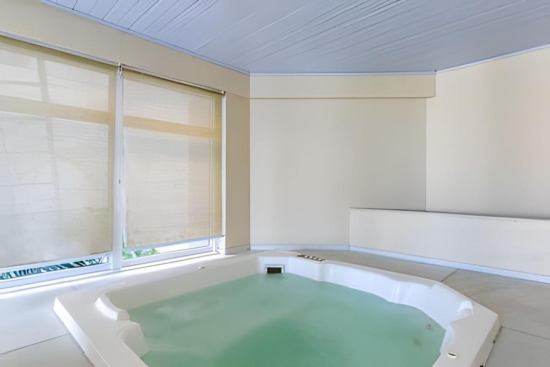 Two-Bedroom Apartment with Sea View photo 3
