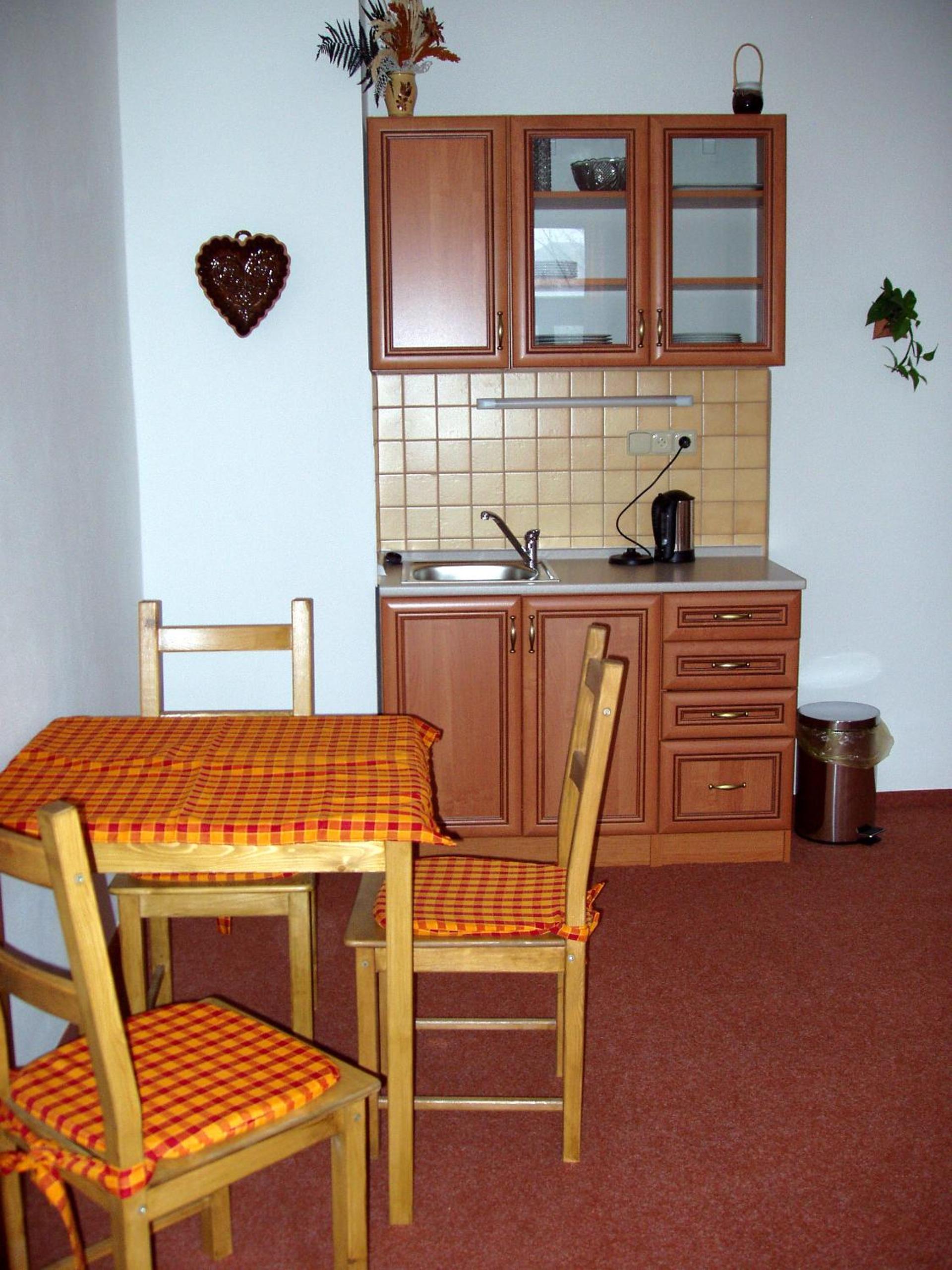 Twin Room with Extra Bed photo 2