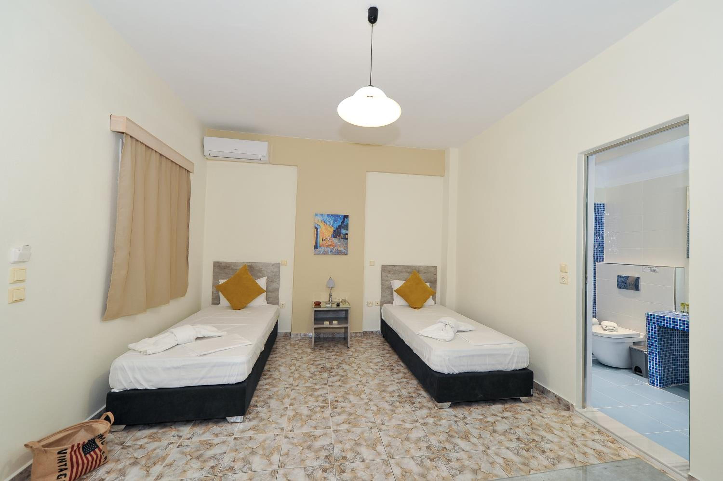 Superior Twin Room photo 3
