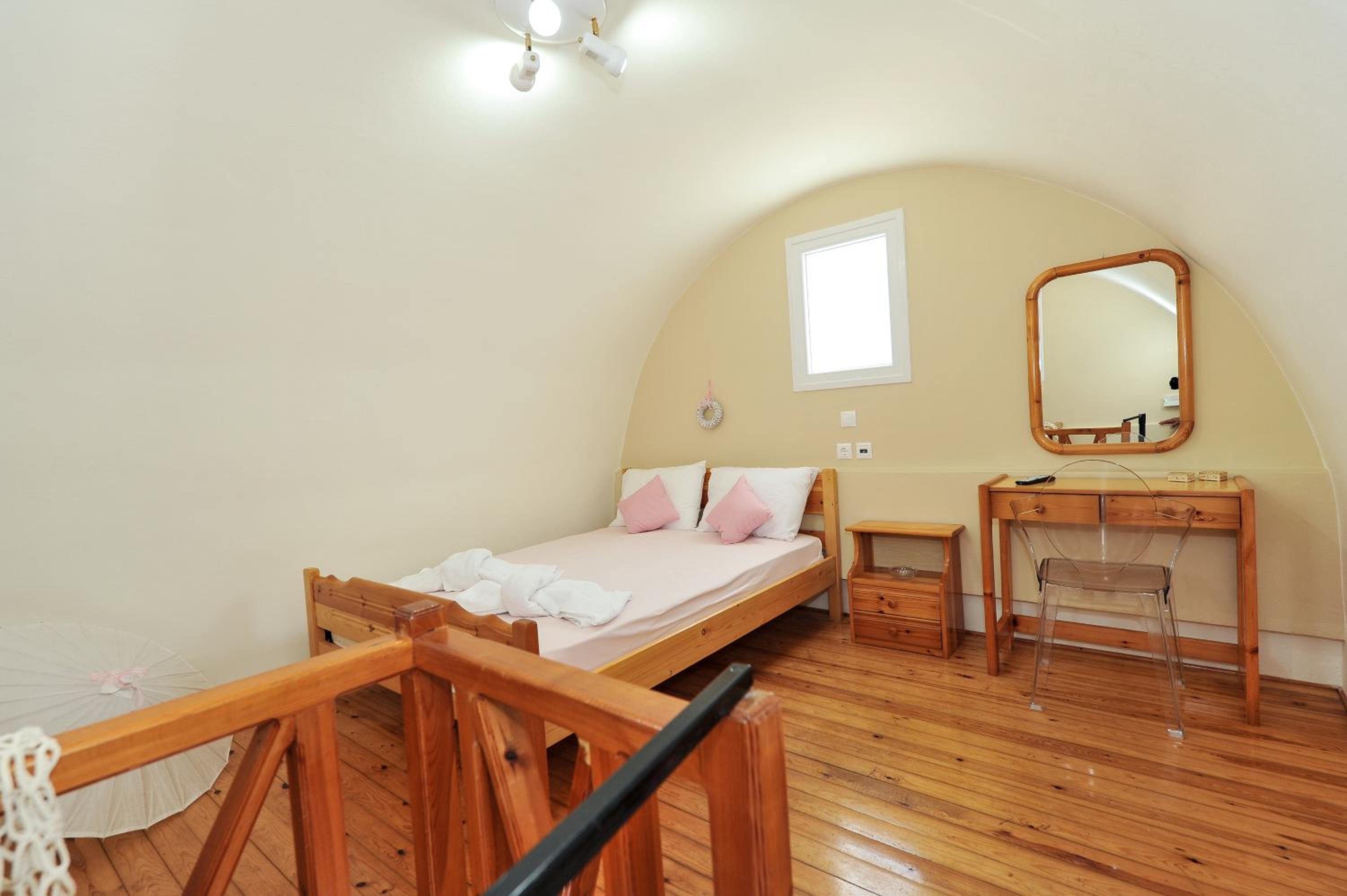 Double Room with Hot Tub photo 3