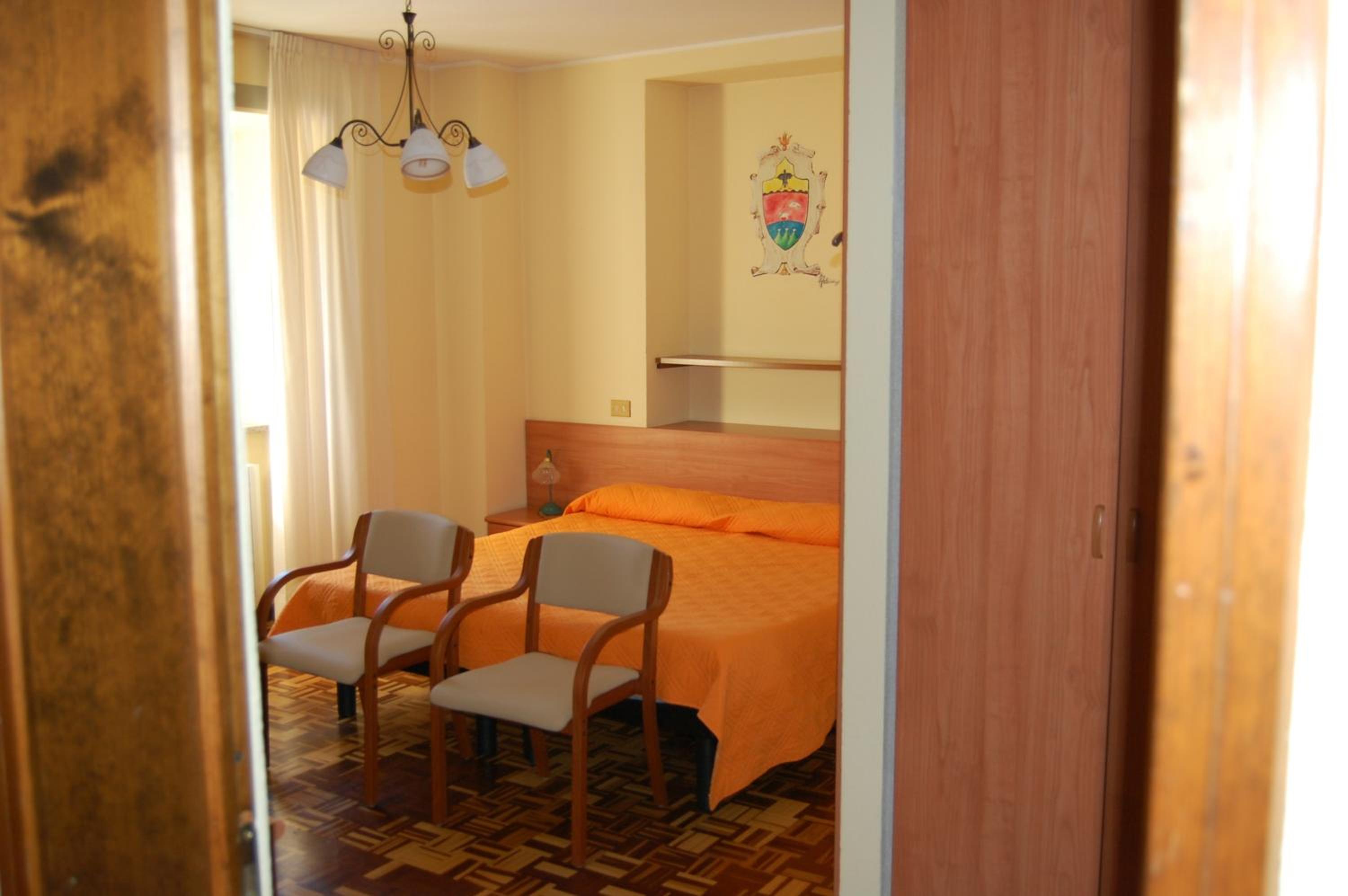 Double or Twin Room - Photo 1
