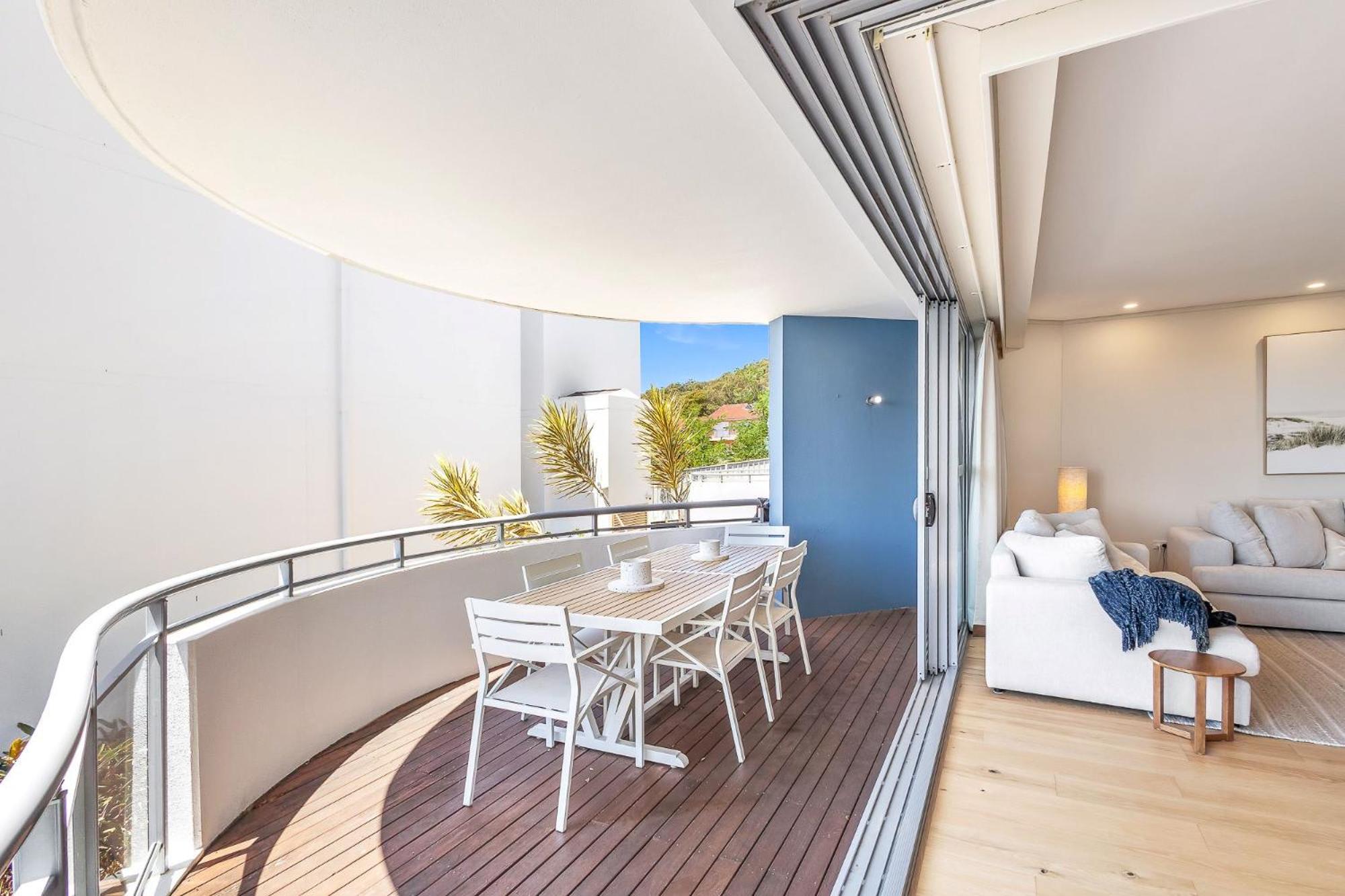 Apartment with Sea View photo 1