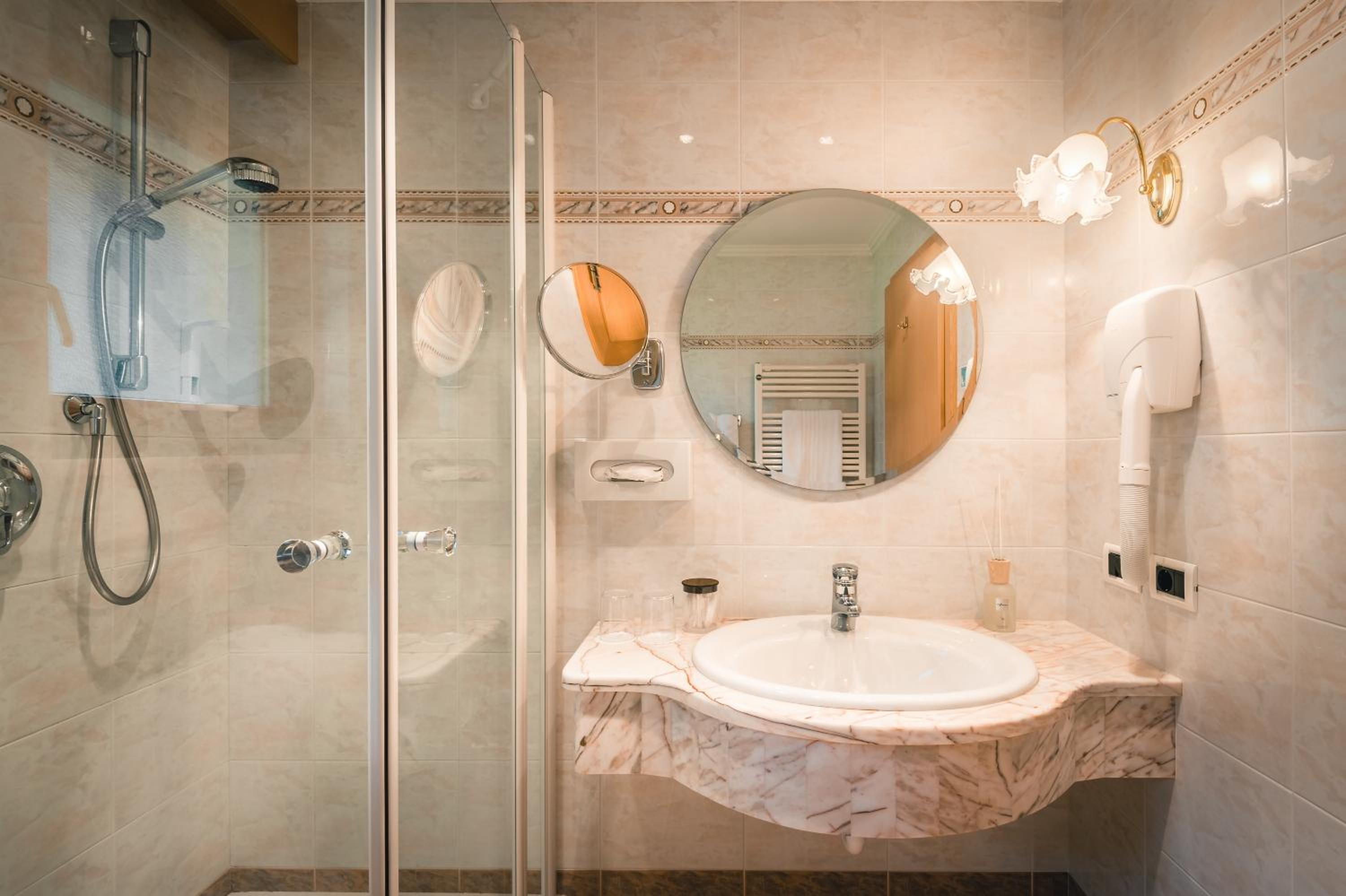 Standard Single Room photo 2