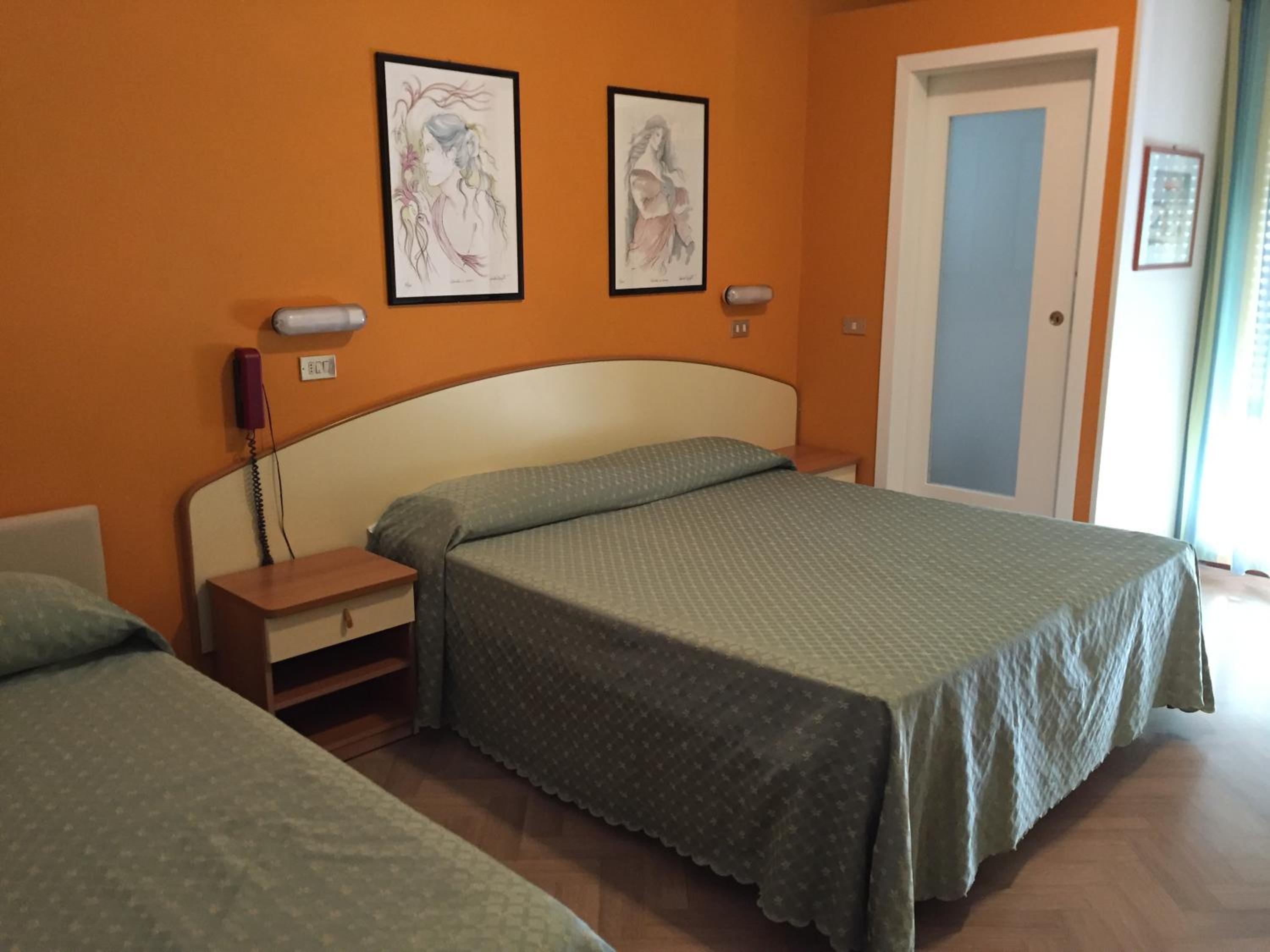 Basic Triple Room - Annex photo 1
