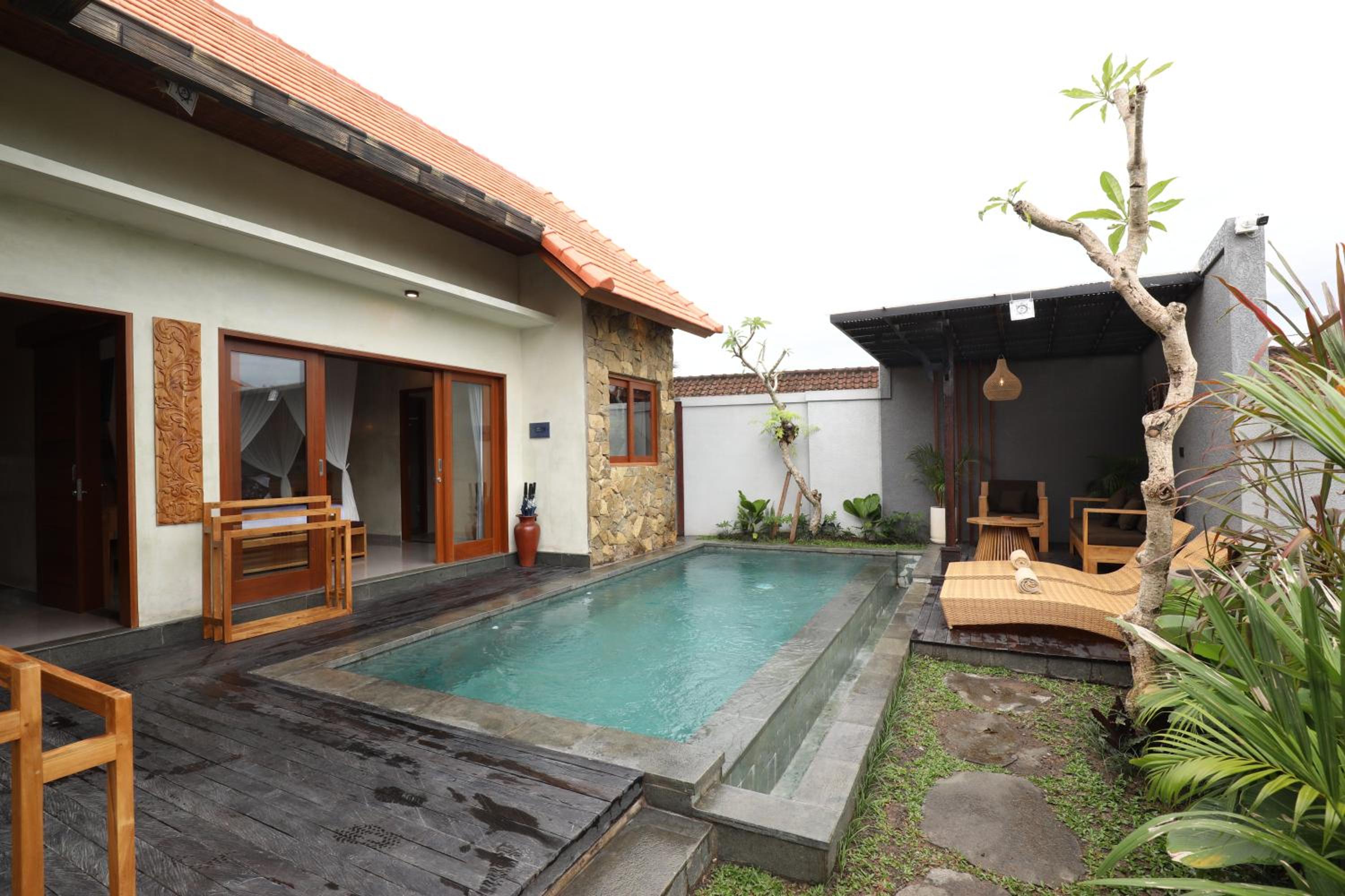 Two-Bedroom Villa - Photo 10