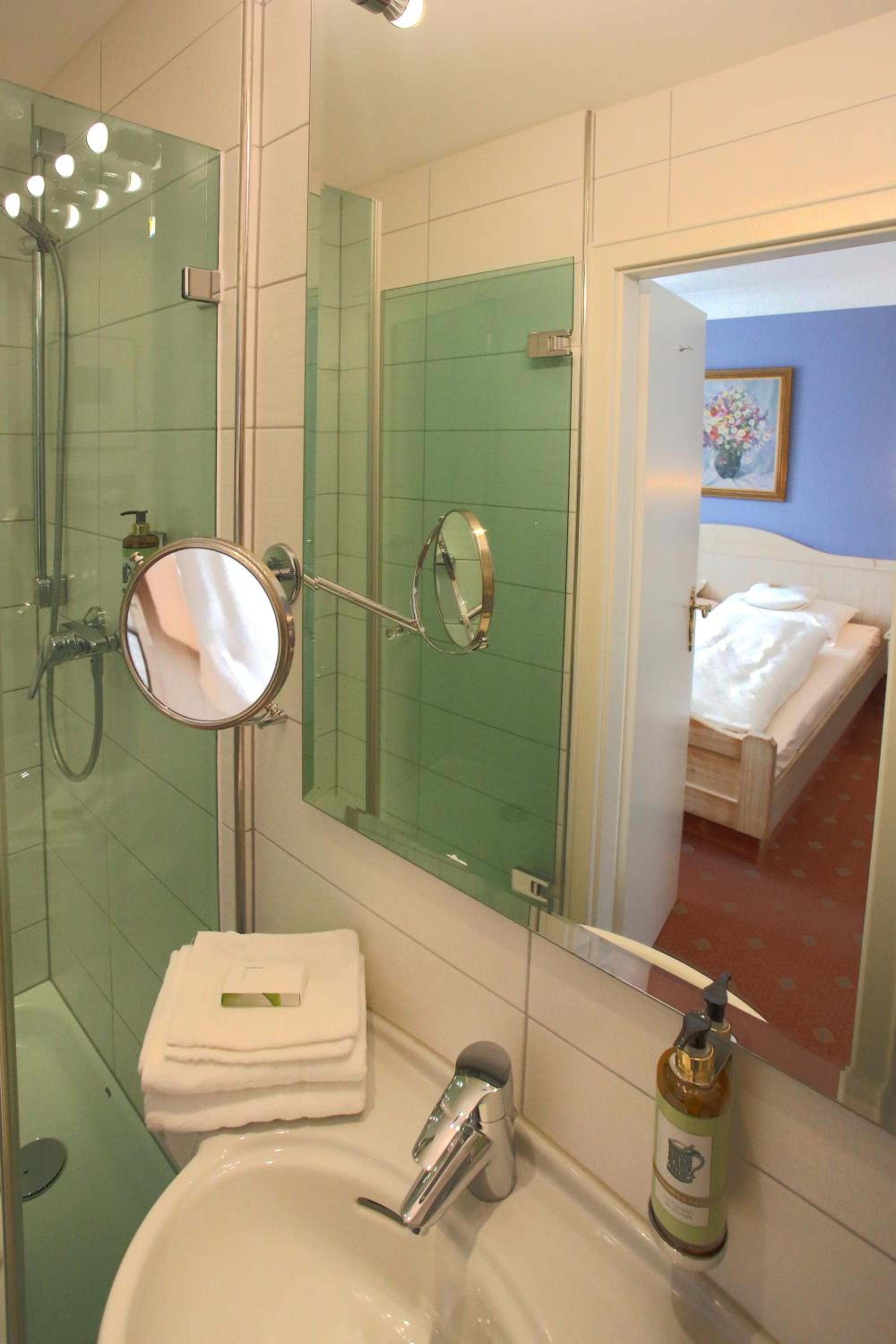 Double Room - Photo 4