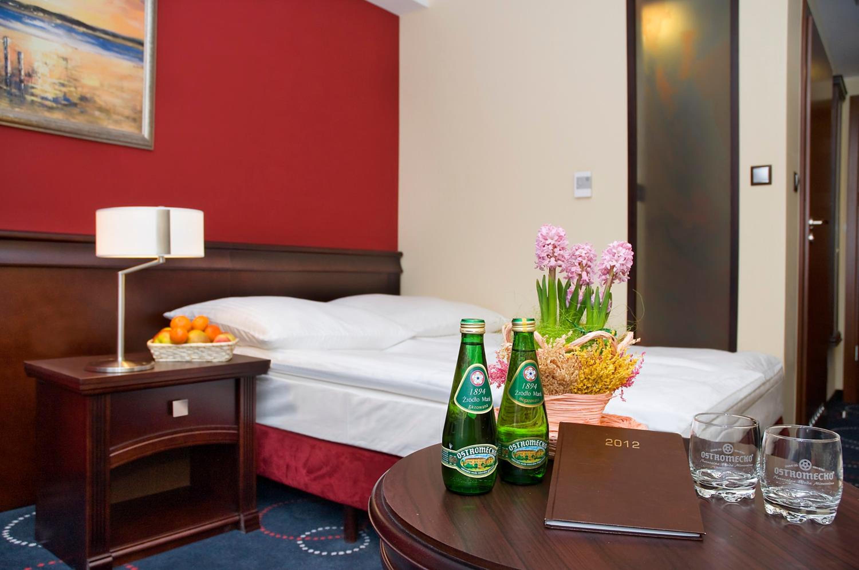 Double Room - Photo 6