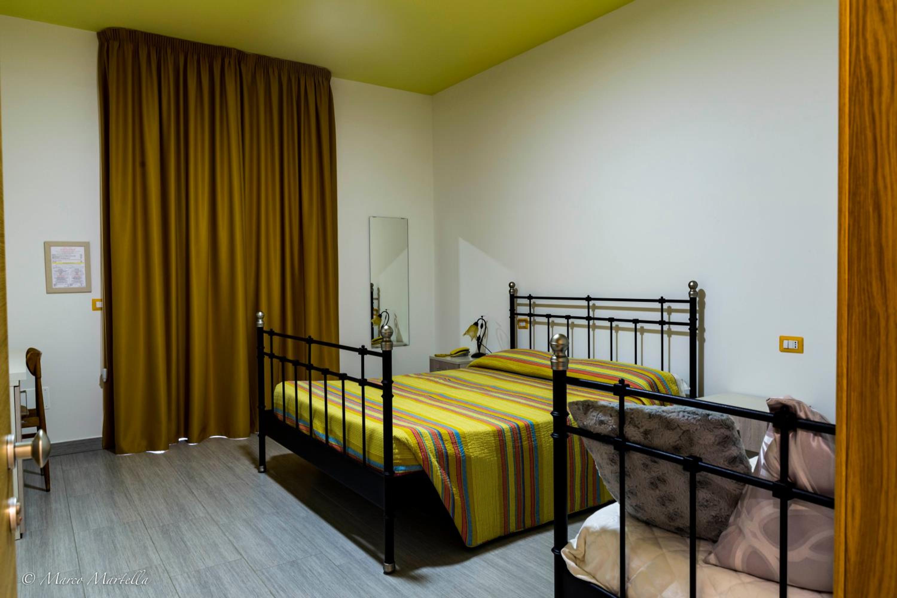 Triple Room - Disability Access photo 3