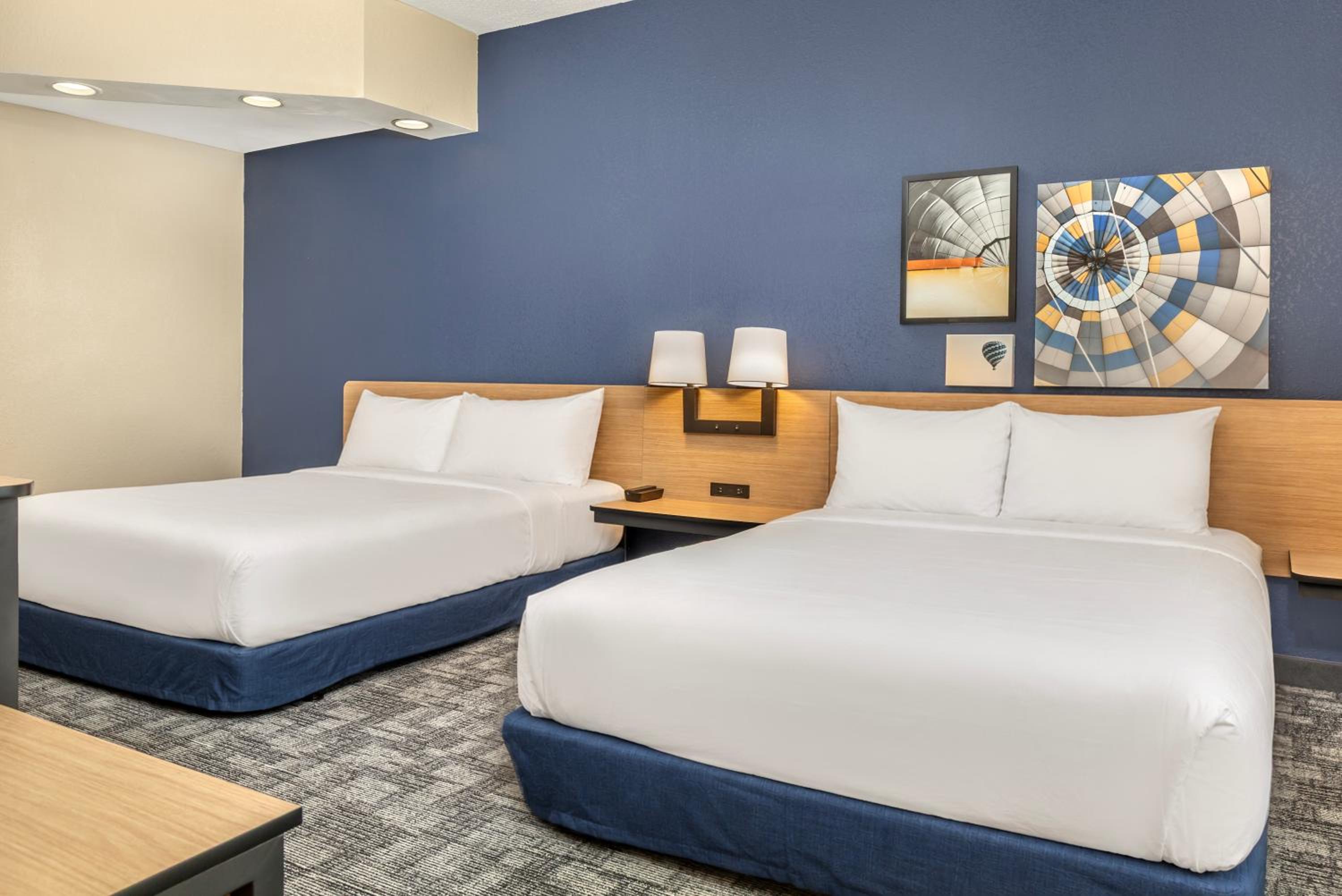 Queen Room with Two Queen Beds and Sofa Bed - Limited View