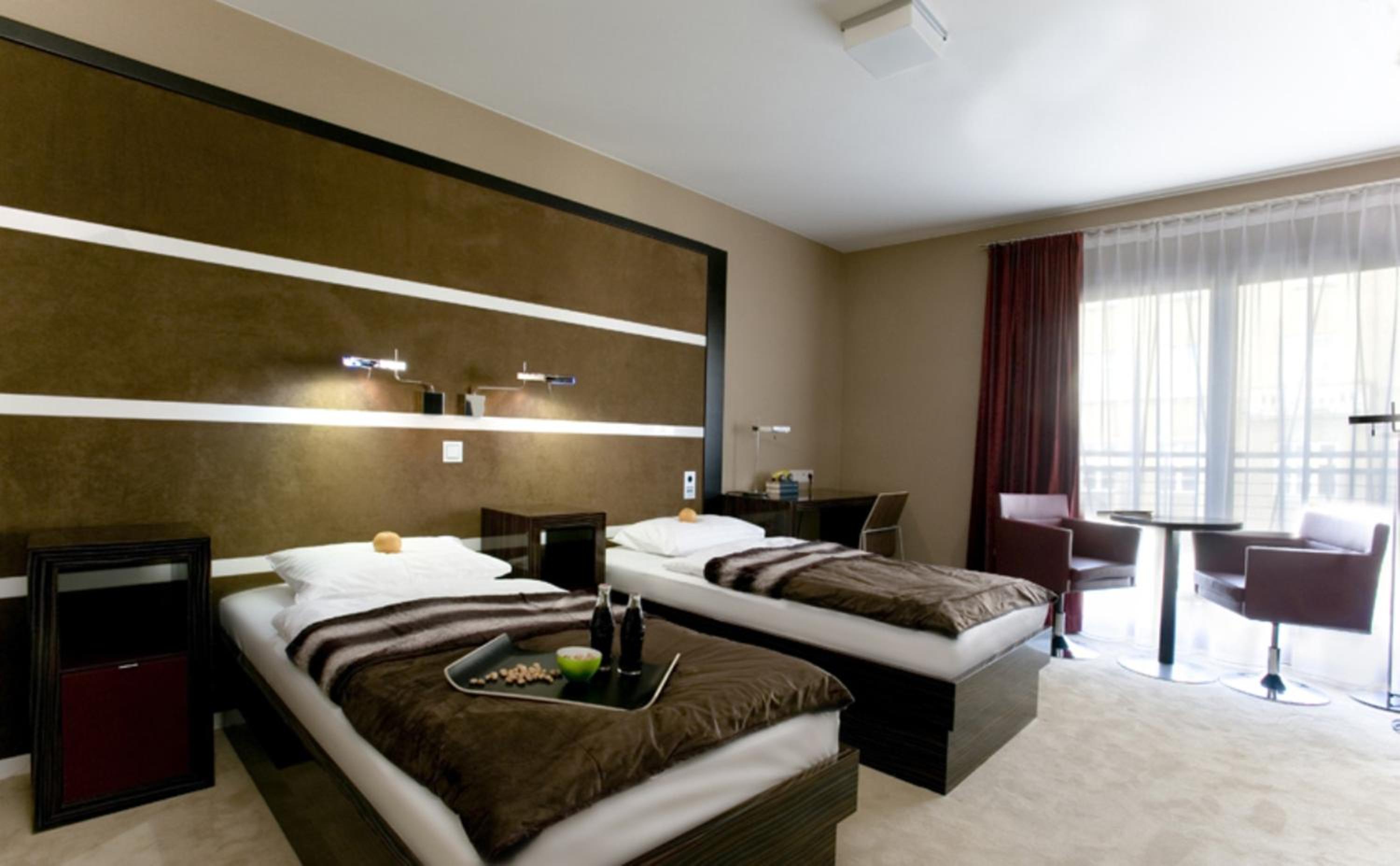 Twin Room - Photo 8